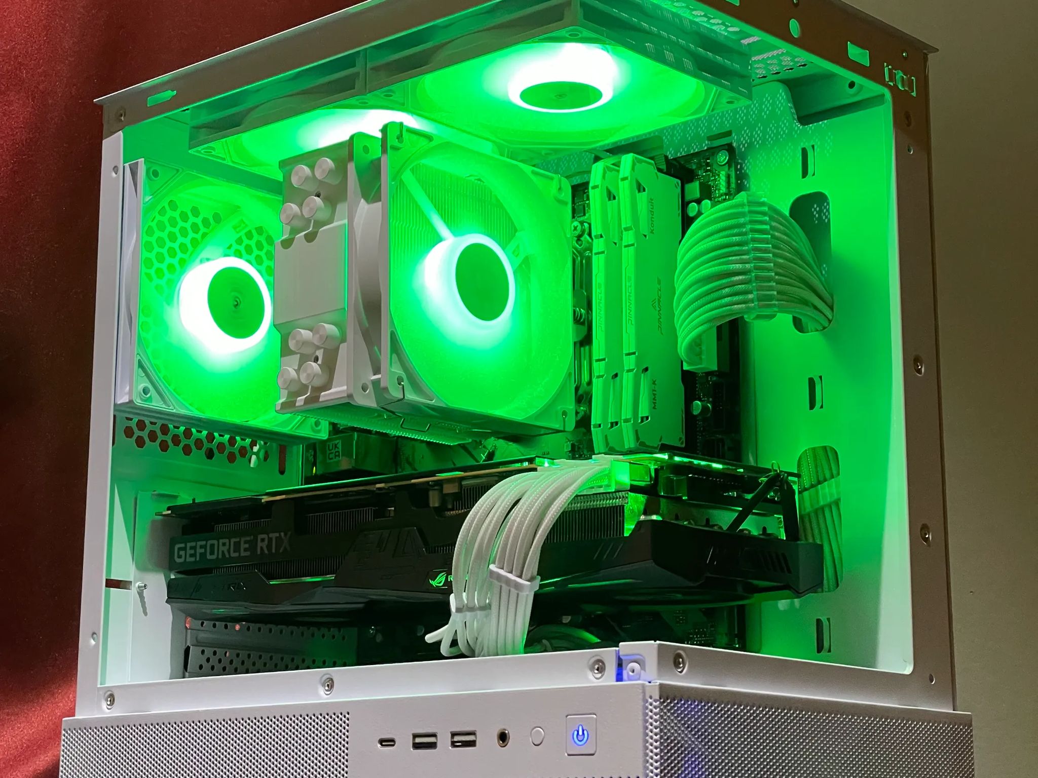White Gaming PC (Zero Build Fee) | RTX 2080 | Ryzen 5 | 16 GB DDR4 | 1 TB NVME