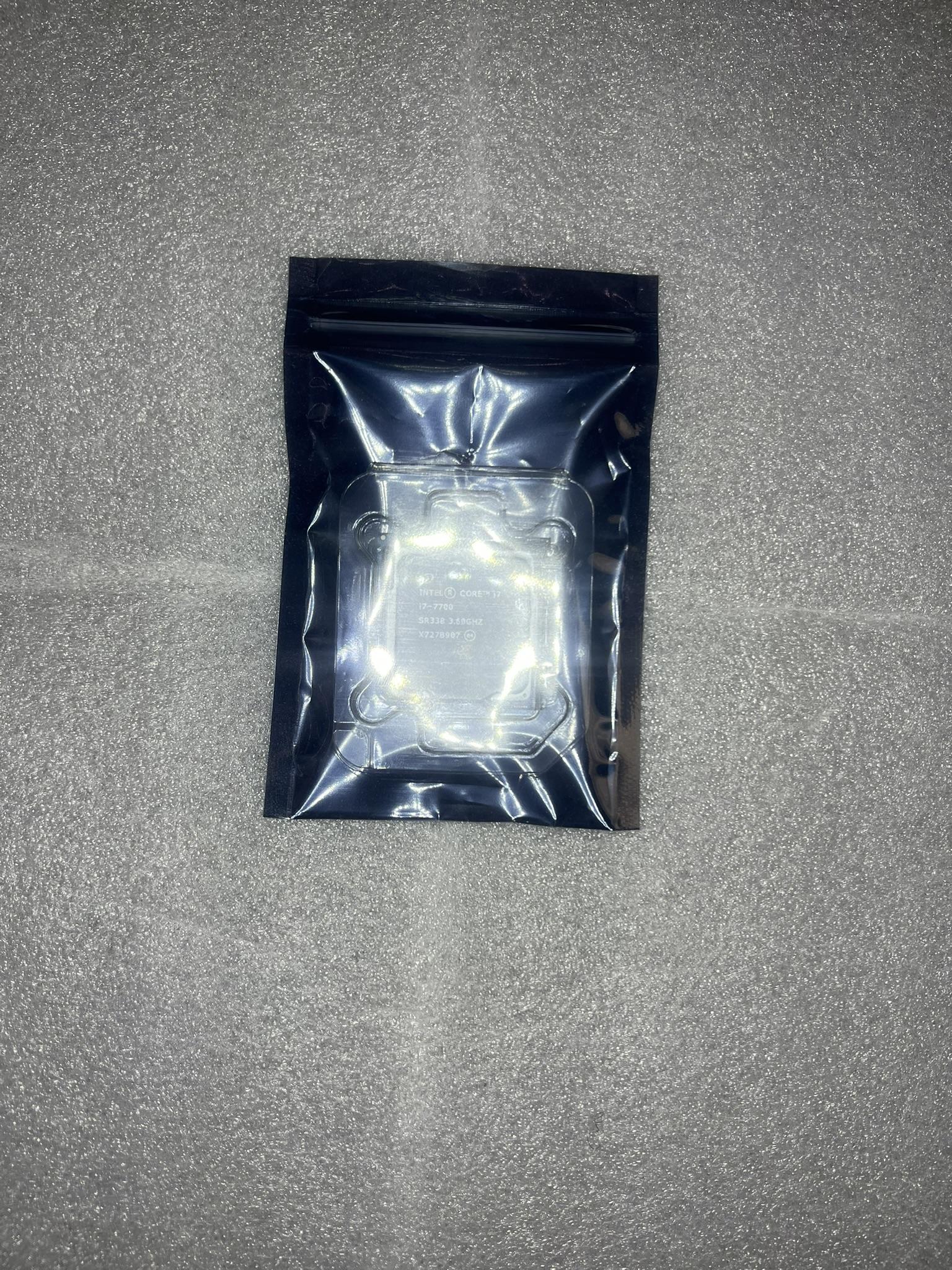 Intel i7 7700