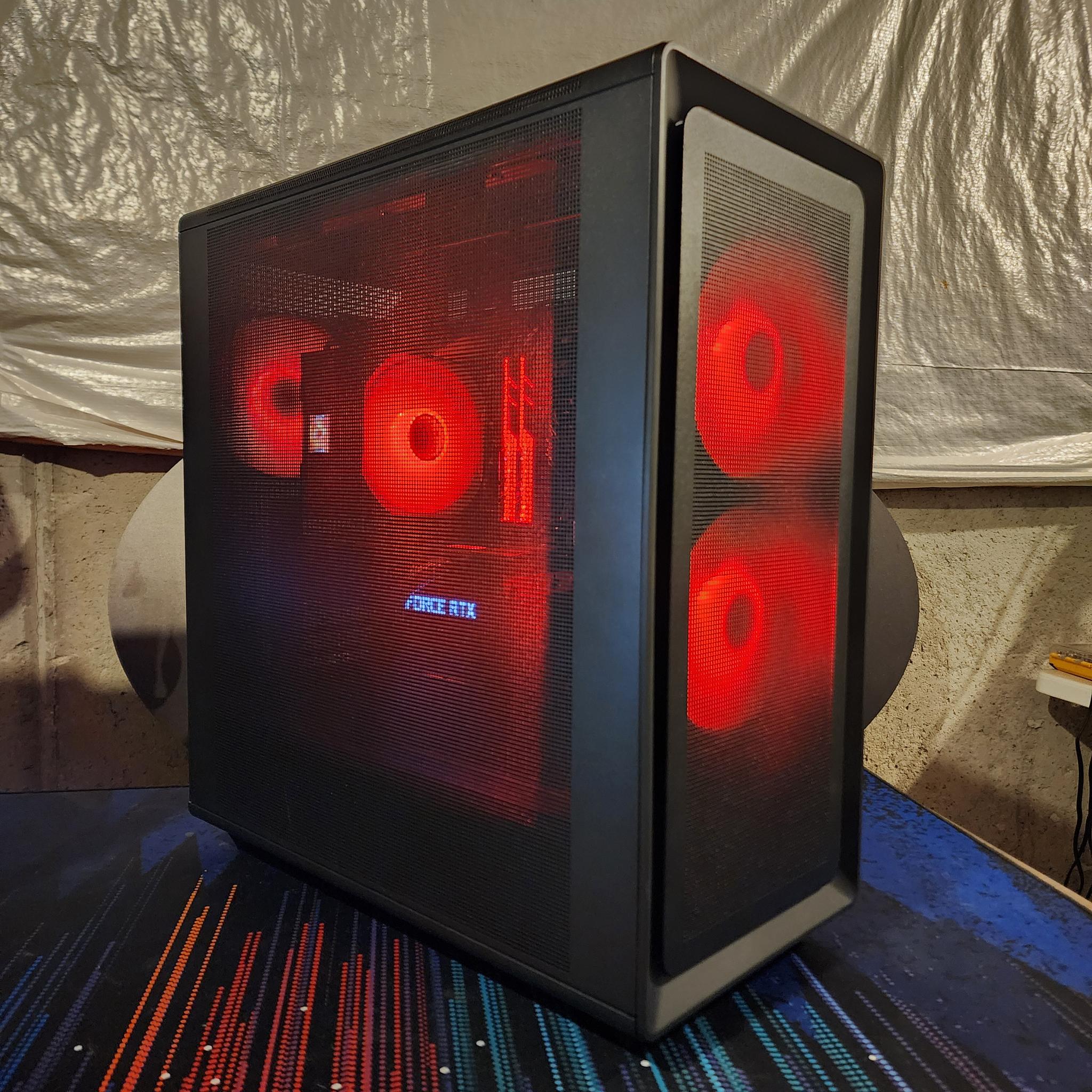 RTX 3080 Ti / Ryzen 5 5600X / 32GB DDR4 RAM / 1TB NVMe SSD