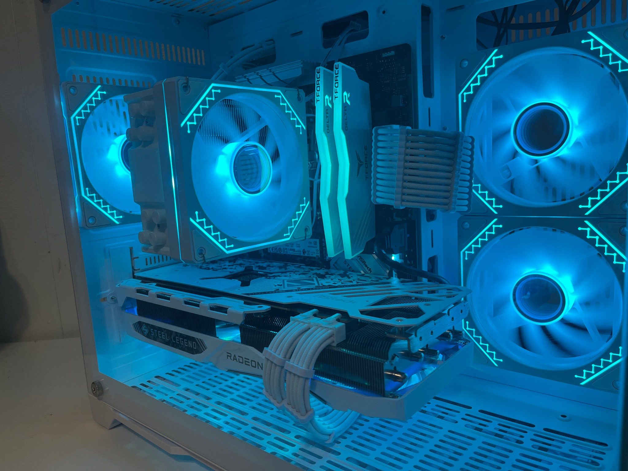 1440p Streaming/Gaming PC|RX 7800XT|Ryzen 5 5600x|1 TB M.2 SSD