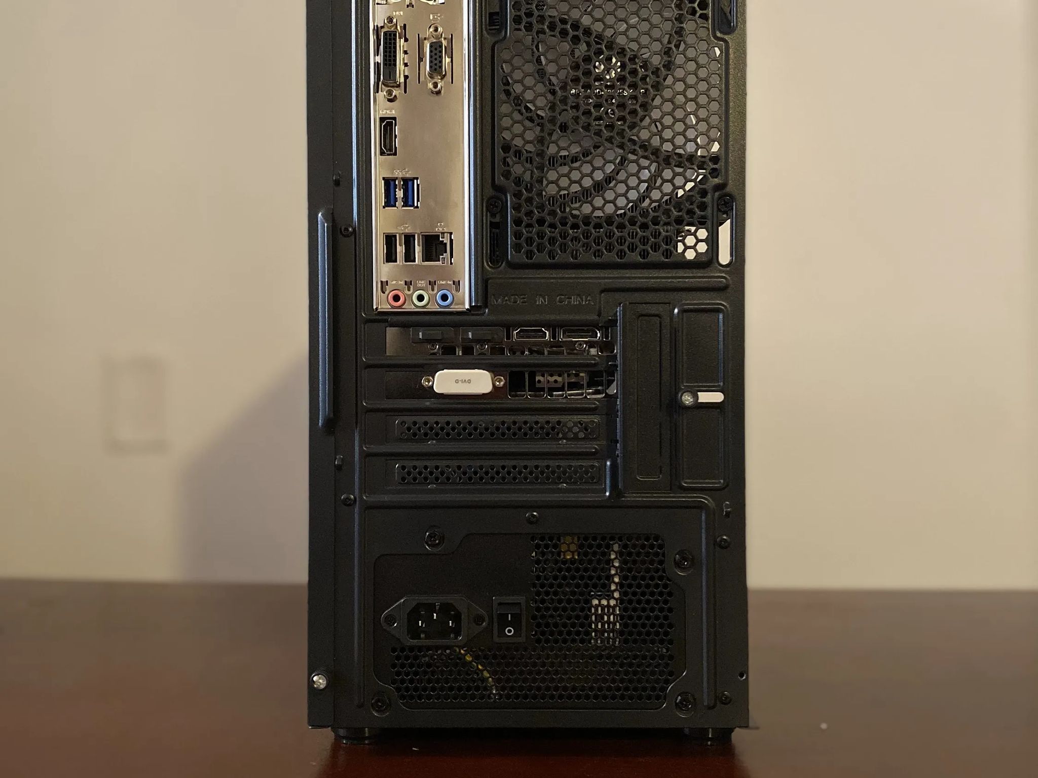 i5 9400 | GTX 1080 TI 11gb | 16gb Ram | Gaming Pc