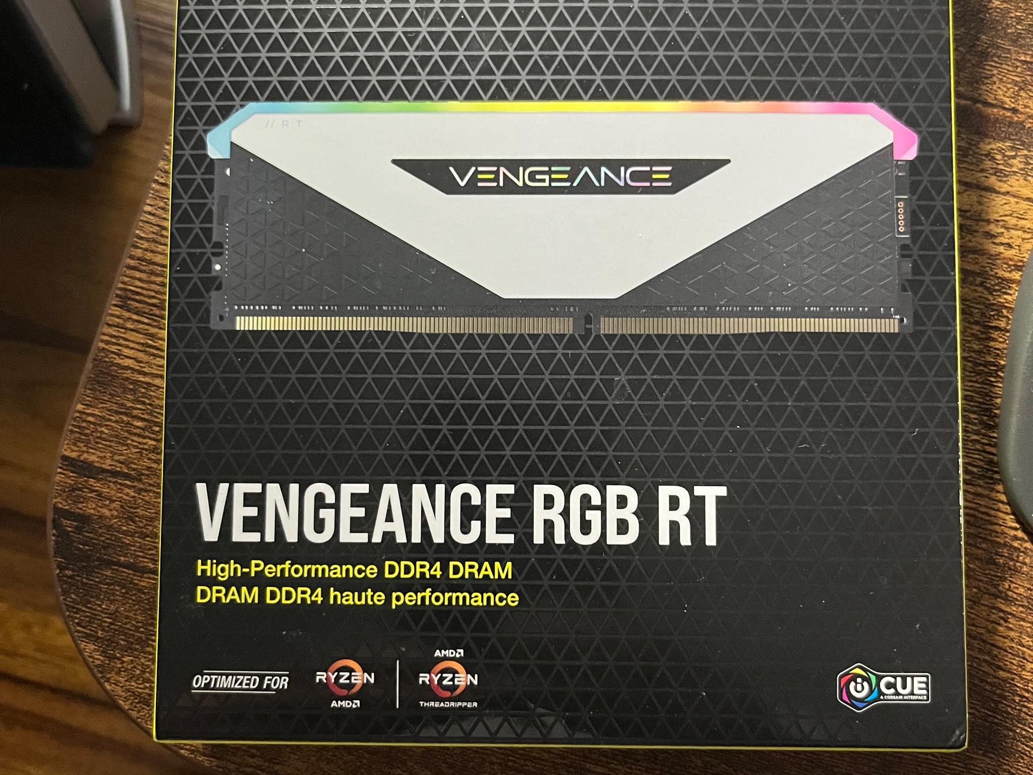 VENGEANCE RGB RT 32GB (4 x 8GB) DDR4 DRAM 3600MHz C18 Memory Kit – White