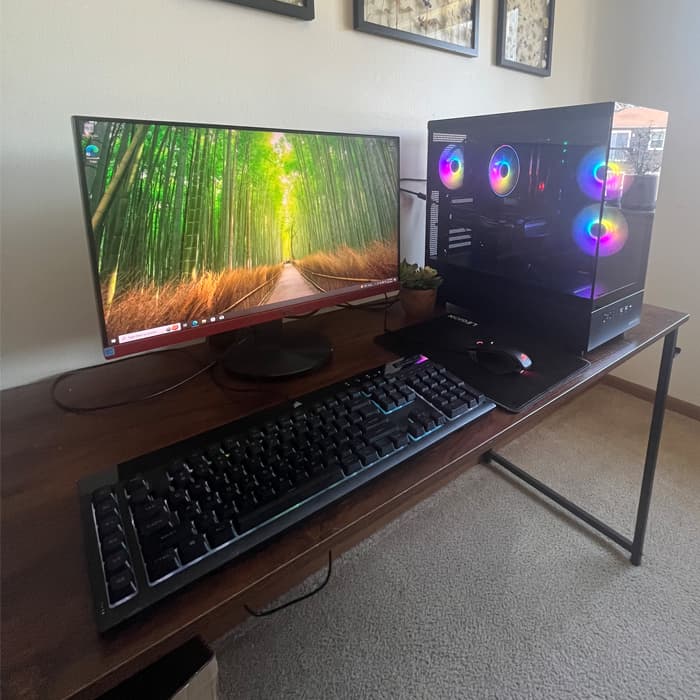 Obsidian Core - 6700XT - I7 8700k - 32GB - 512GB SSD