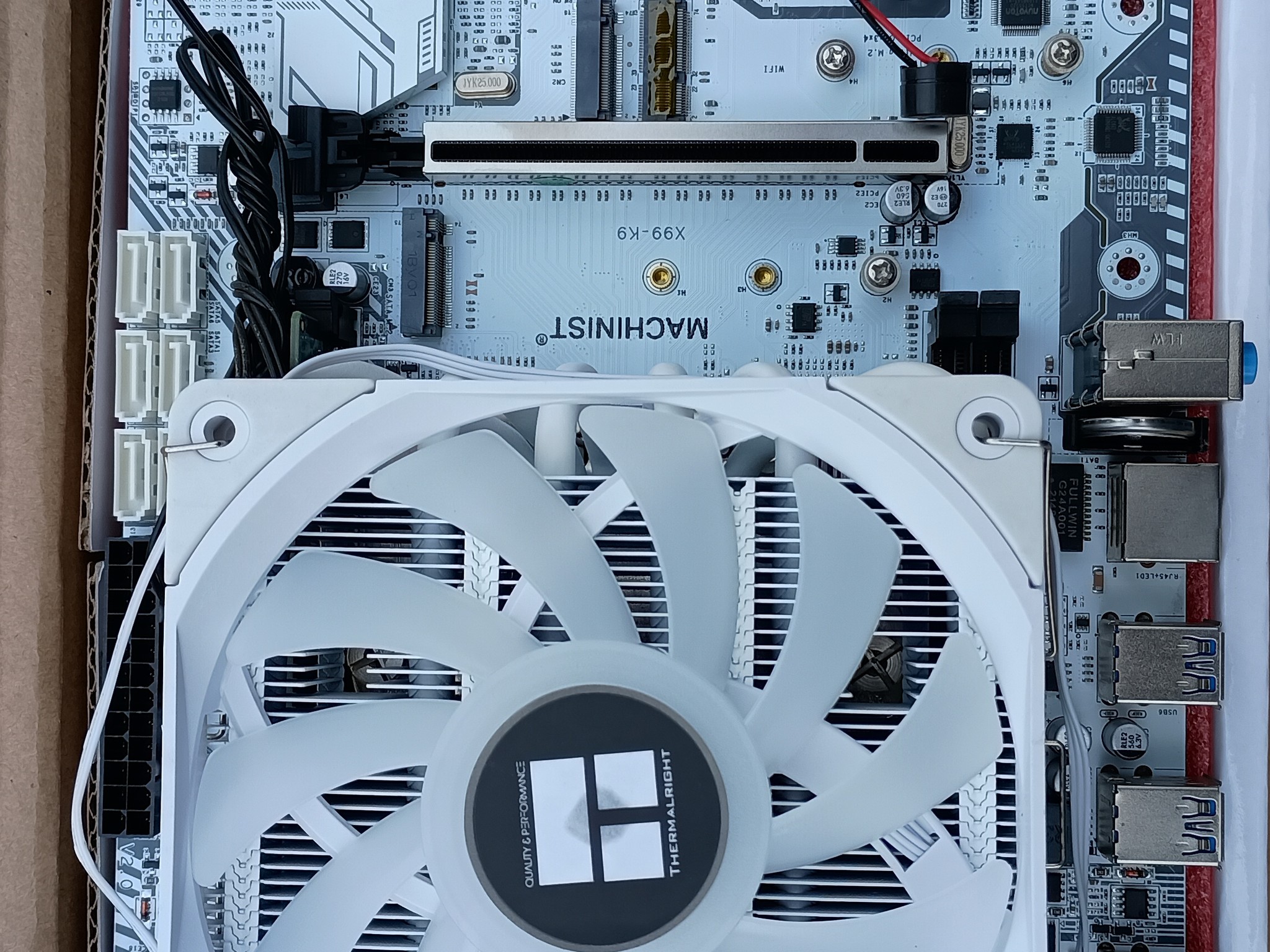 Machinist X99 K9 MB /W Xeon E5-2660 v4 & 8GB DDR4 Ram