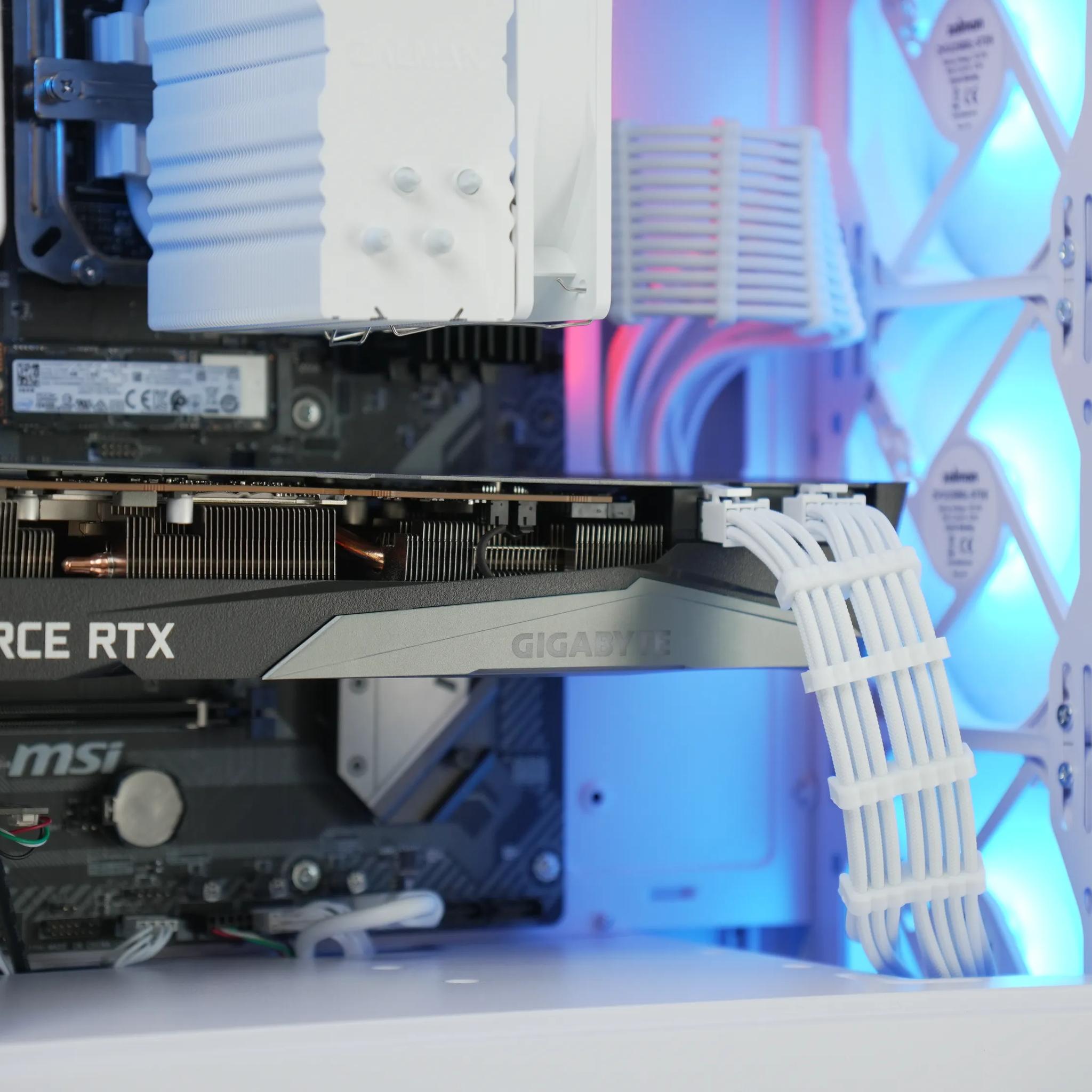 RTX 3070 | RYZEN 7 3700X | 32GB RAM | 1TB SSD | WIFI & BT | Windows 11 Gaming PC