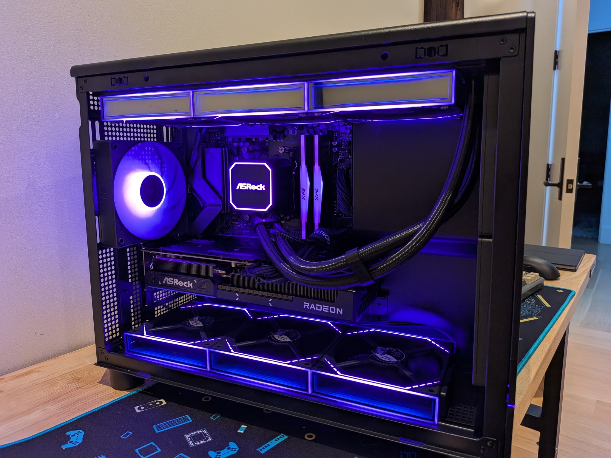 1440p Nightcrawler - RX 9070, Ryzen 5 9600X, 32 GB DDR5 RAM, 1 TB Gen 4 NVME, RGB, Liquid Cooled