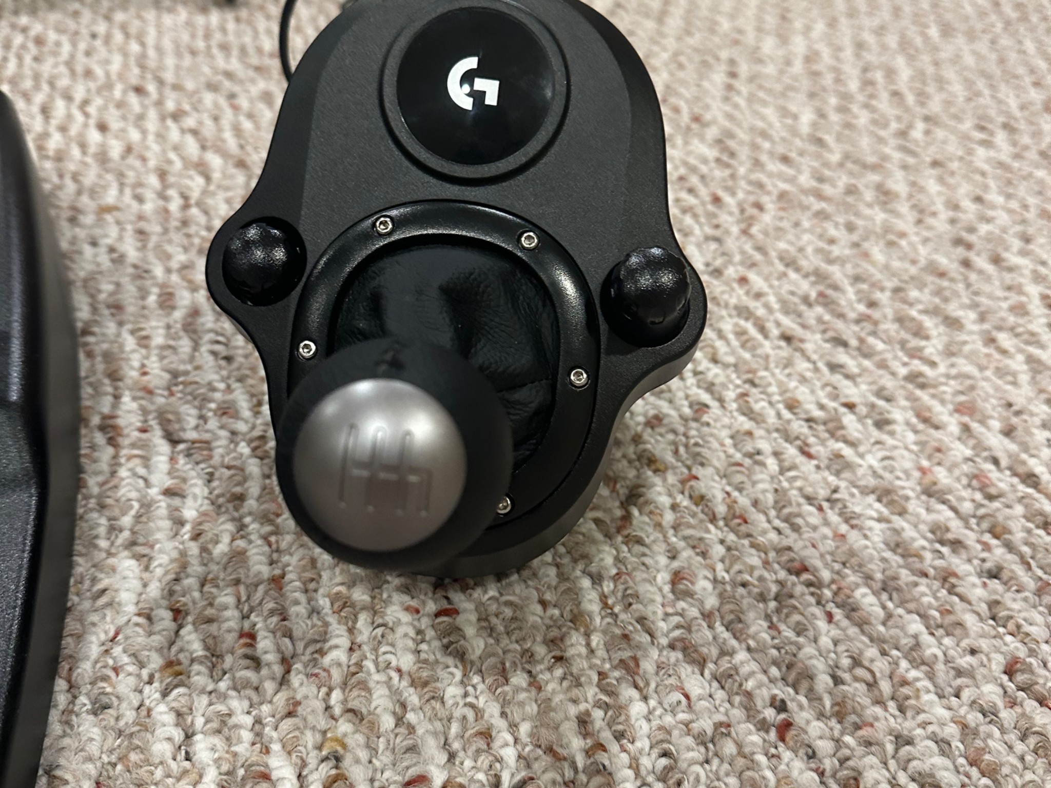Logitech G920 Driving Force Racing Wheel with Shifter Excellent Condition