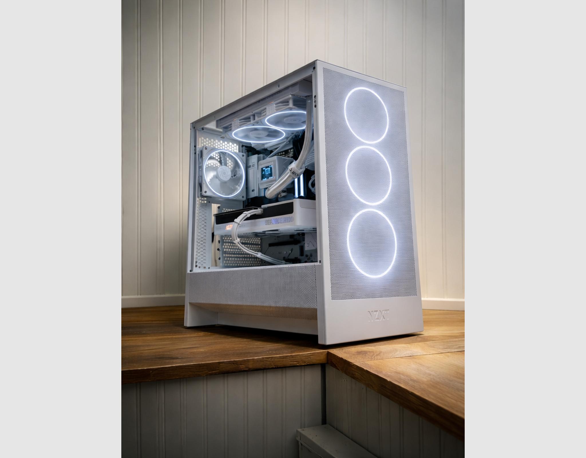 🤍 Aurora Apex 4K | RTX 5080 16GB | Ryzen 7 7800X3D | 32GB DDR5/2 tb nvme 3tb hdd