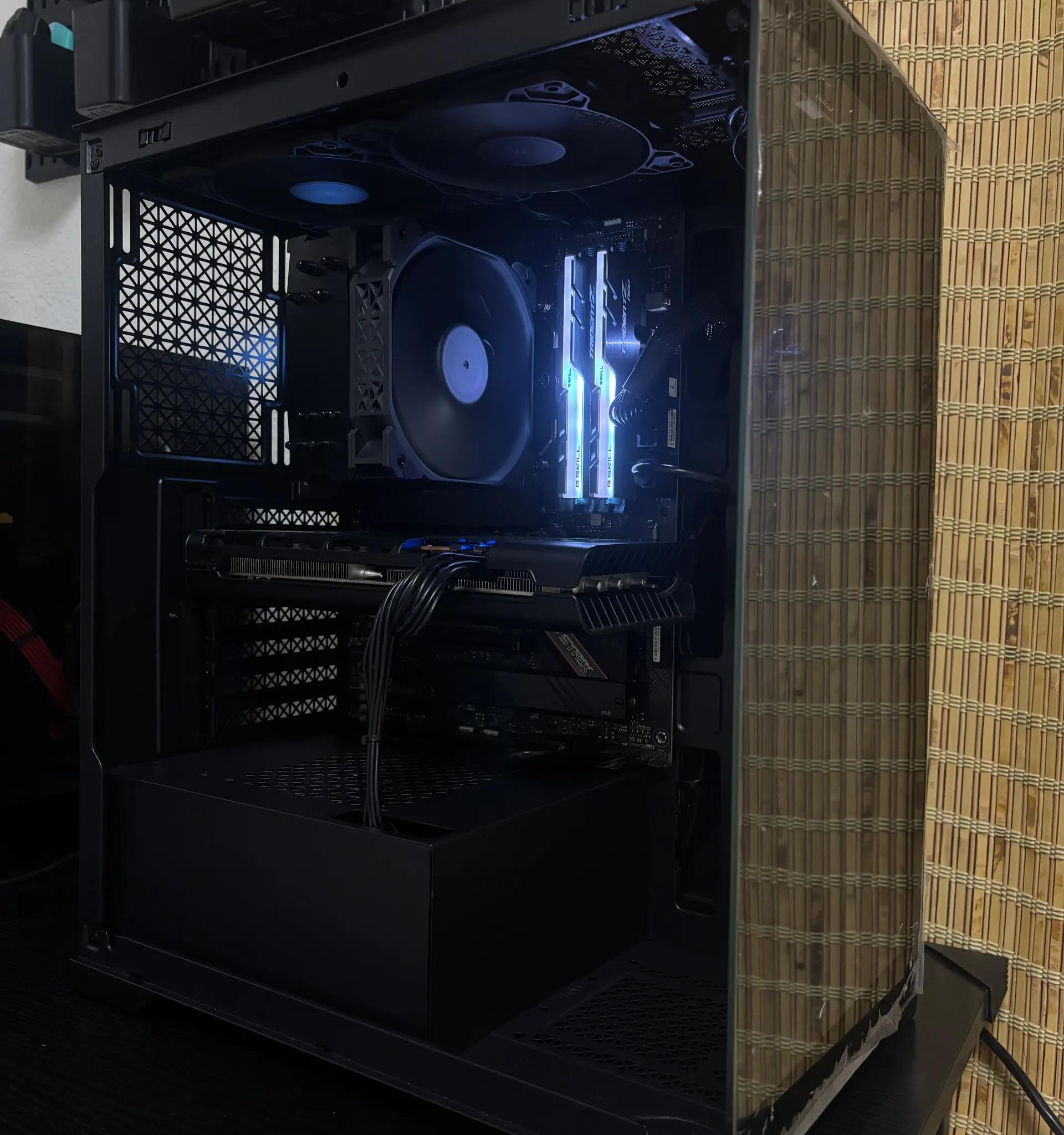 ⚫Silent Black⚫| Ryzen 5 5600 CPU | High Performance