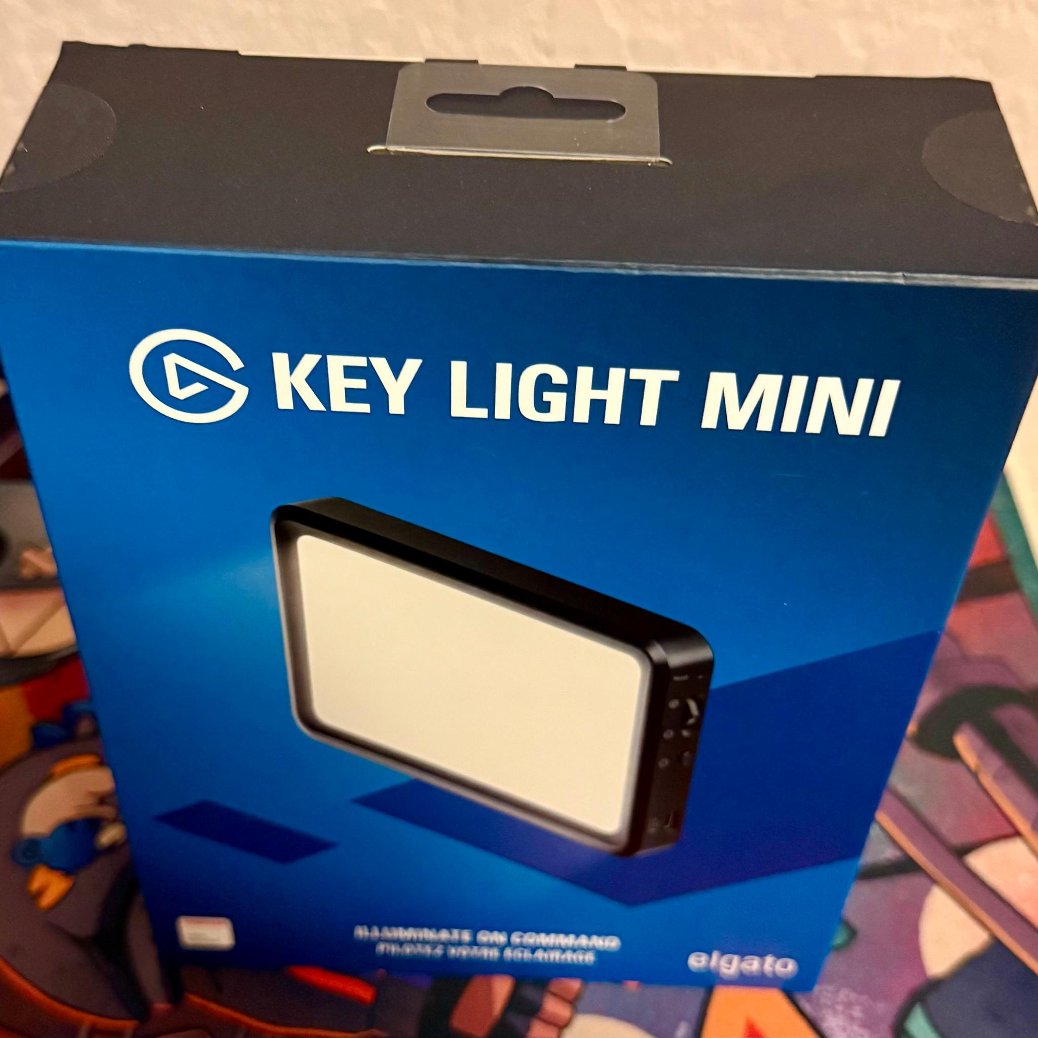 Elgato Key Light Mini + Cold Shoe Multi Mount Accessory