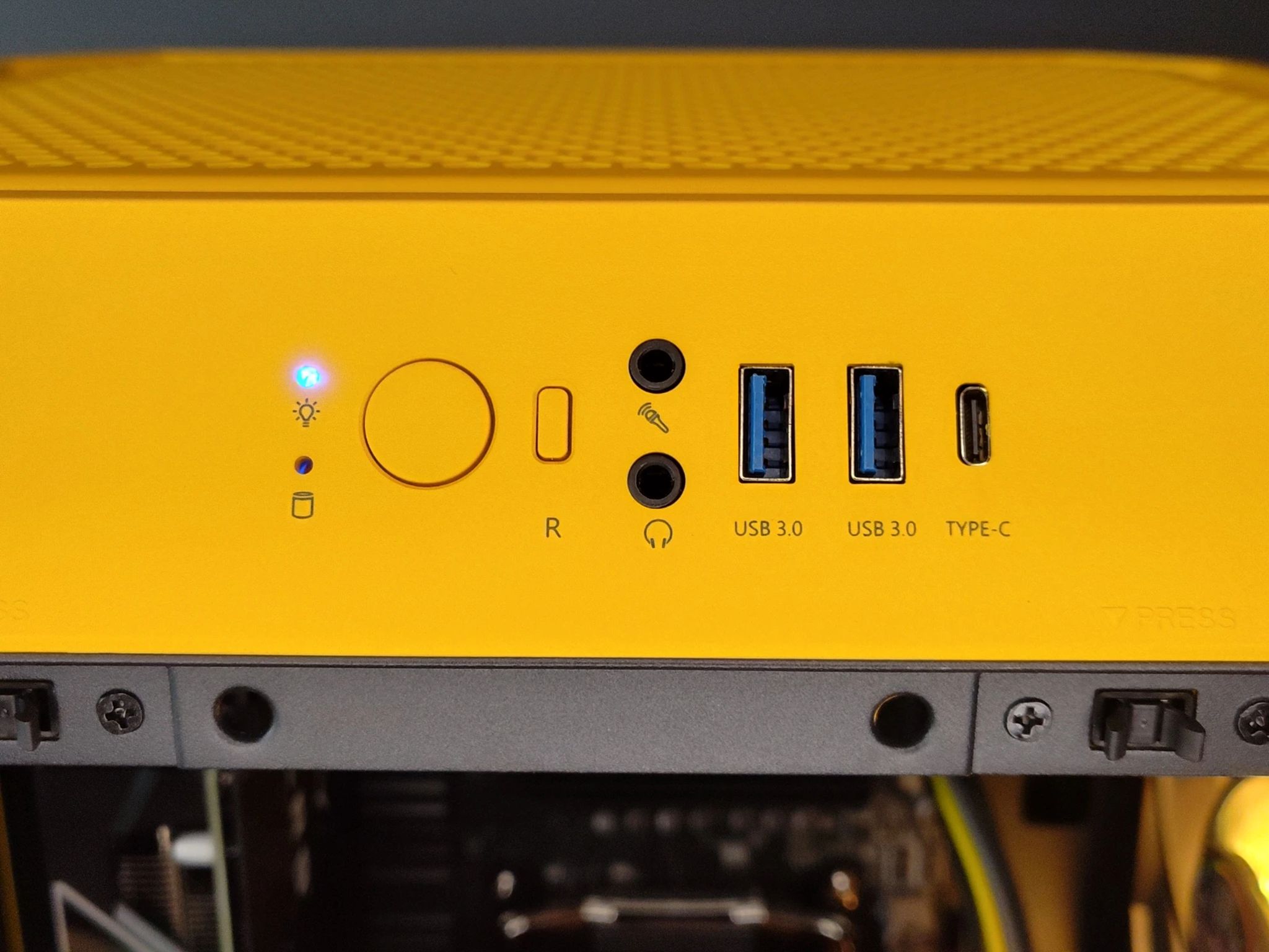 Ryzen 7 5700X | RTX 4060 | 32Gb RAM | 2TB NVMe | 1080p | 1440P | Content Creation Ready