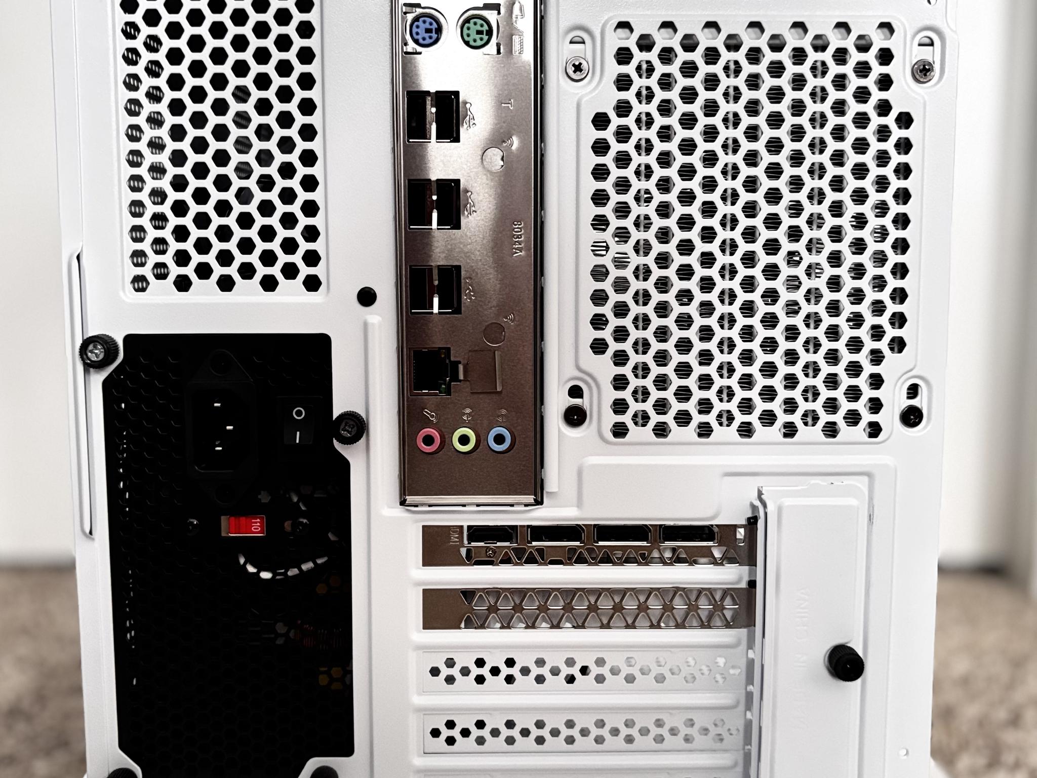 💧⚪ALL WHITE LIQUID COOLED PC⚪💧 - RX 580 8GB + 10 CORE INTEL + 32GB RAM🔥