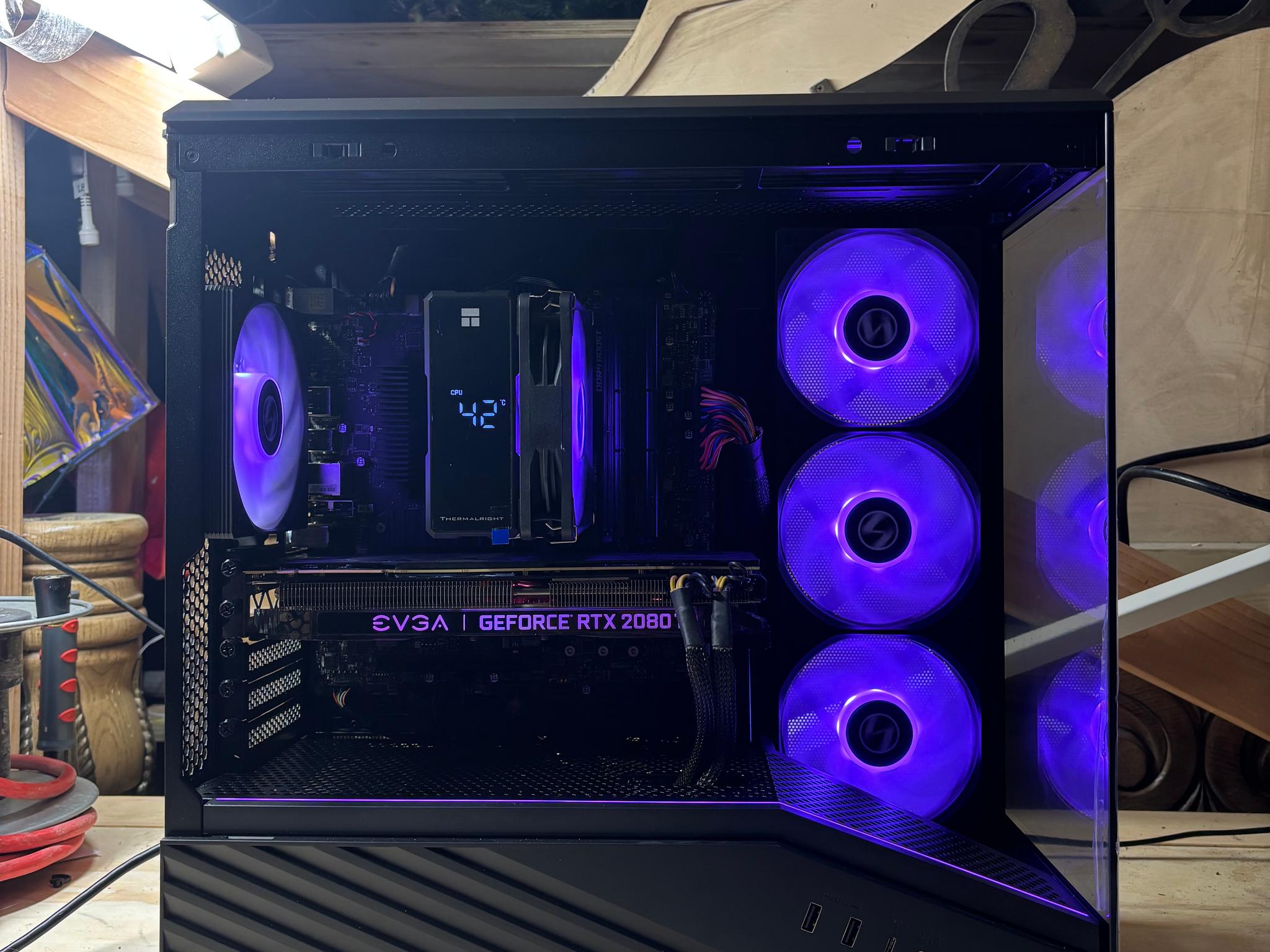 GeForce RTX 2080 Ti, Core i7, 2.5tb storage, 16gb ram