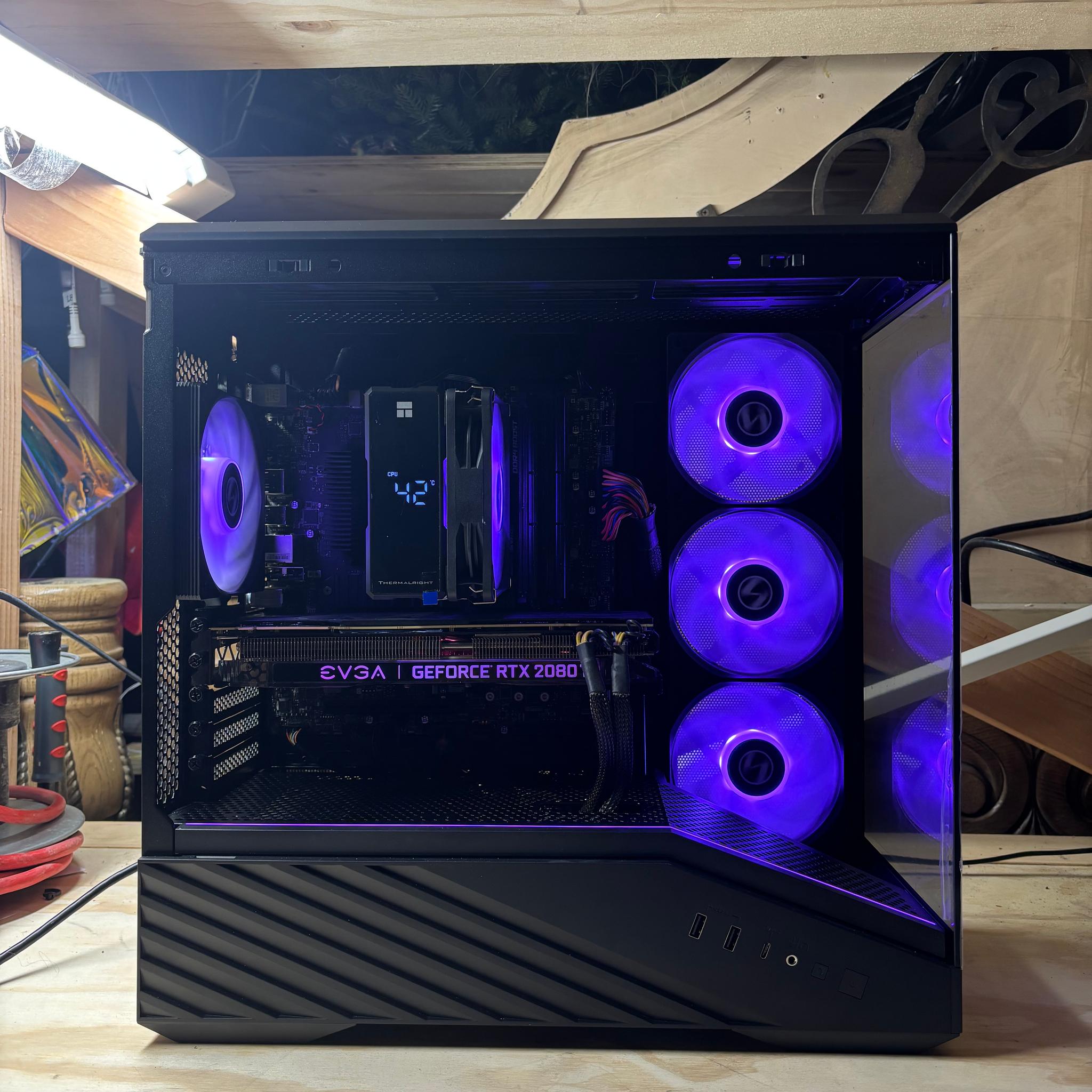 GeForce RTX 2080 Ti, Core i7, 2.5tb storage, 16gb ram