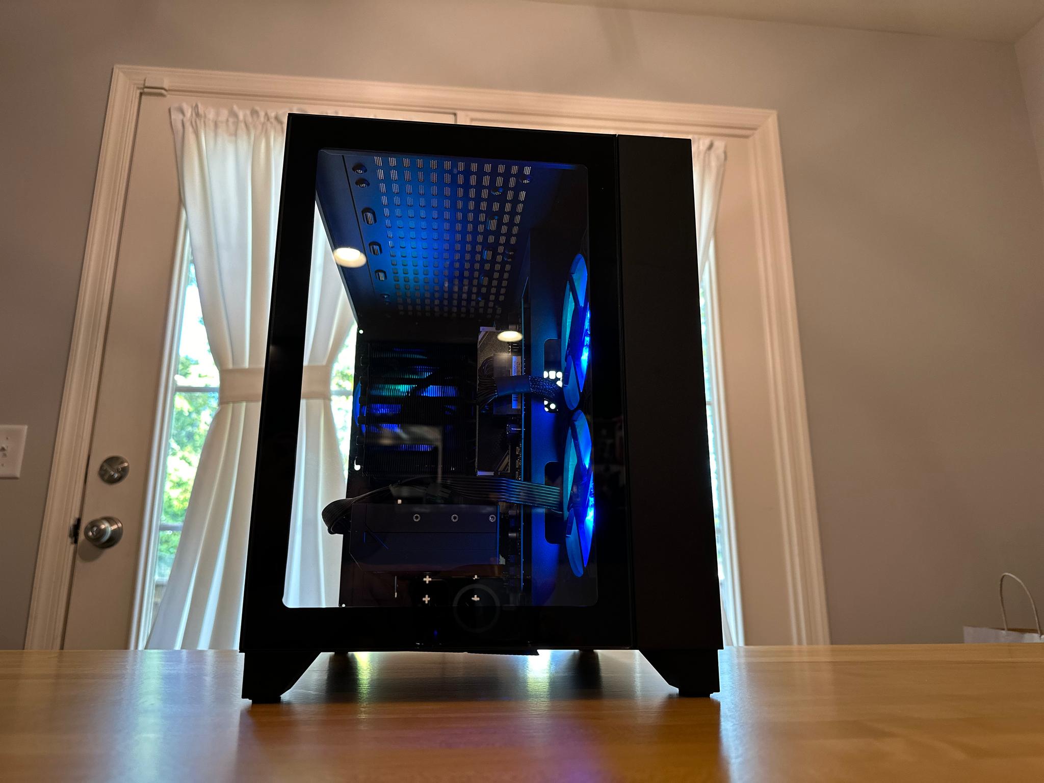 ⚡️🐎|RTX 4070 12gb, Ryzen 7 5800x, 32gb Ram, 1tb SSD Content Creation/Gaming Powerhouse! All New