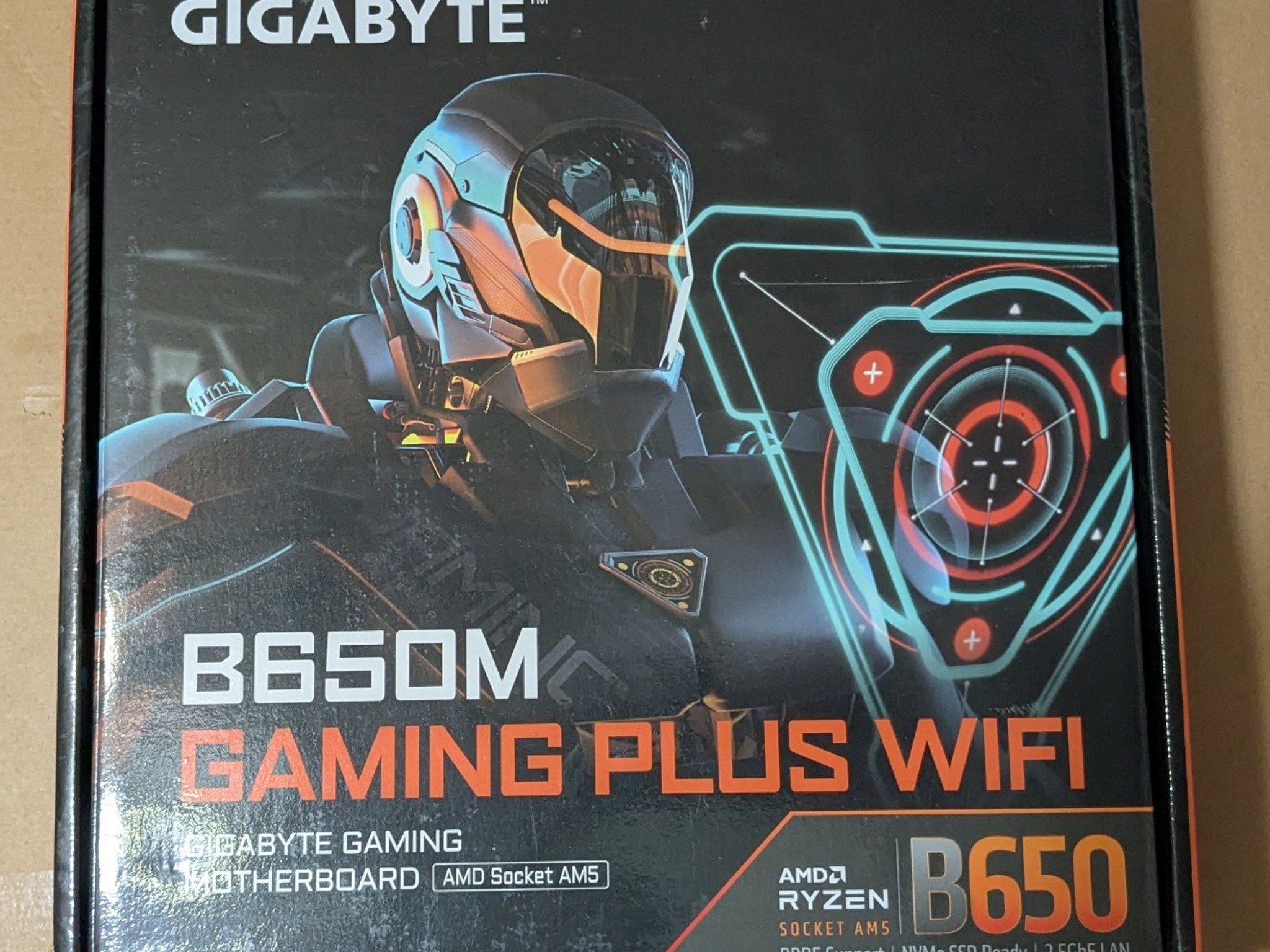 B650M Gaming Plus Wifi + Ryzen 5 7600X + 32GB DDR5-5600 + 1TB M.2