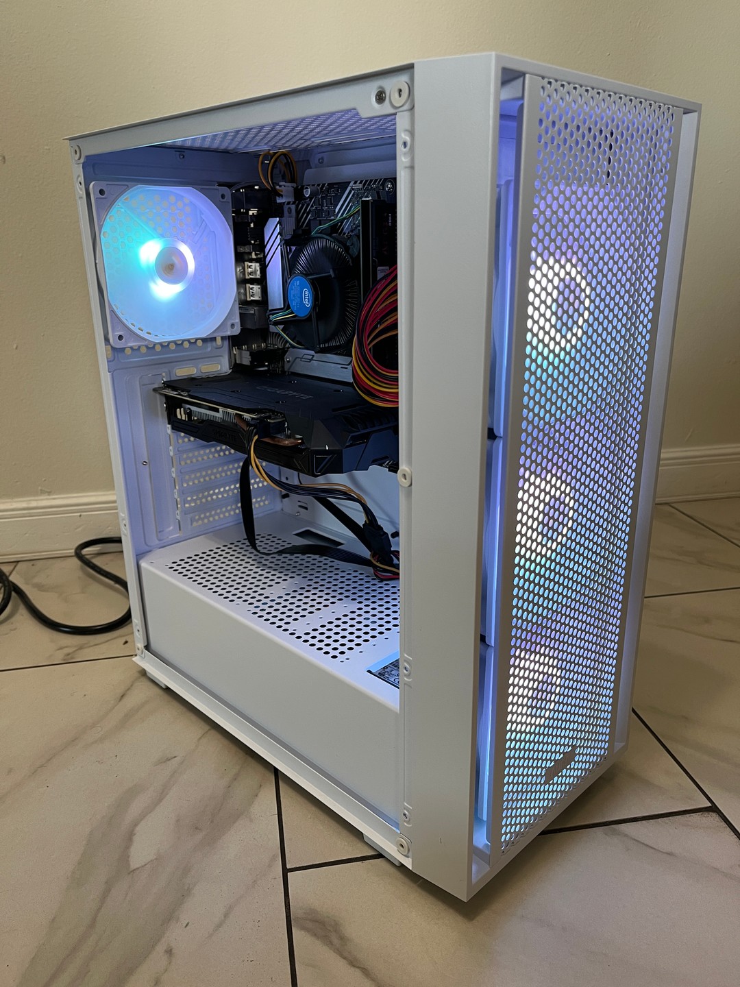 NVIDIA GTX 1060, Intel Core i3-10100, 12GB RAM, 1TB Storage