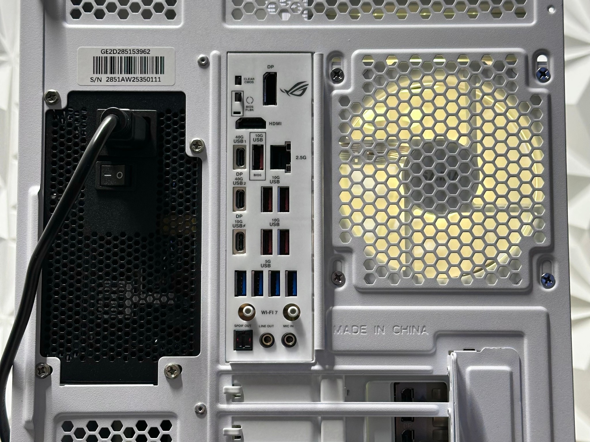 RTX 5080 / Ryzen 9 9900X3D / 32GB 6000MHz DDR5 / 2TB Samsung 990 Evo / x870