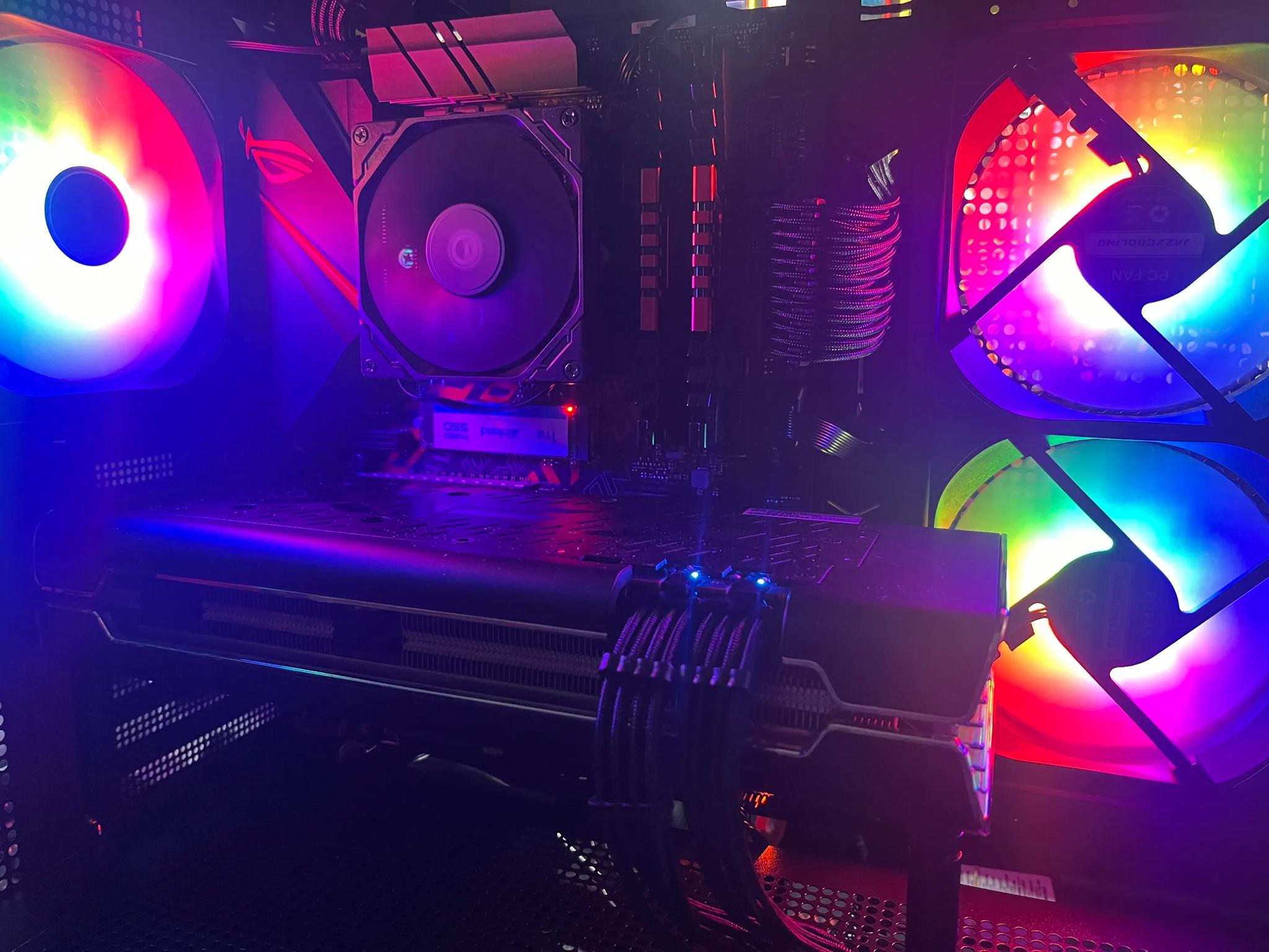 ON SALE BUDGET PC!! INTEL I5-8600K//RADEON RX 5700XT ULTRA THICC III