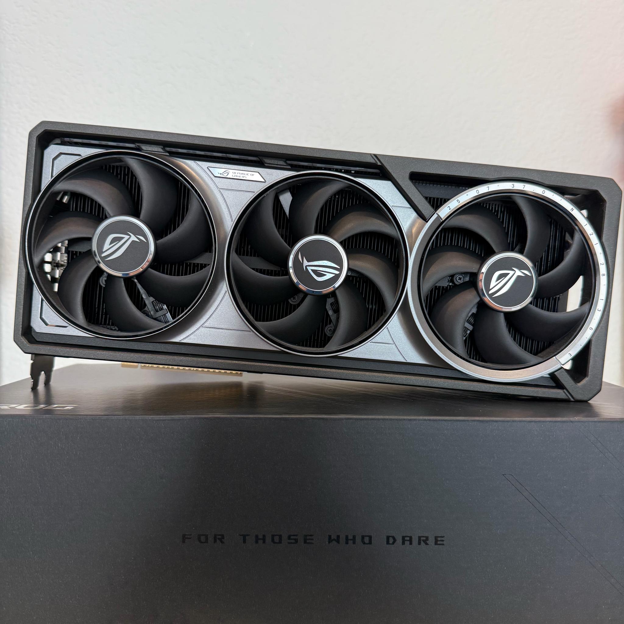 ASUS ROG Astral GeForce RTX 5080 16GB GDDR7 OC Edition