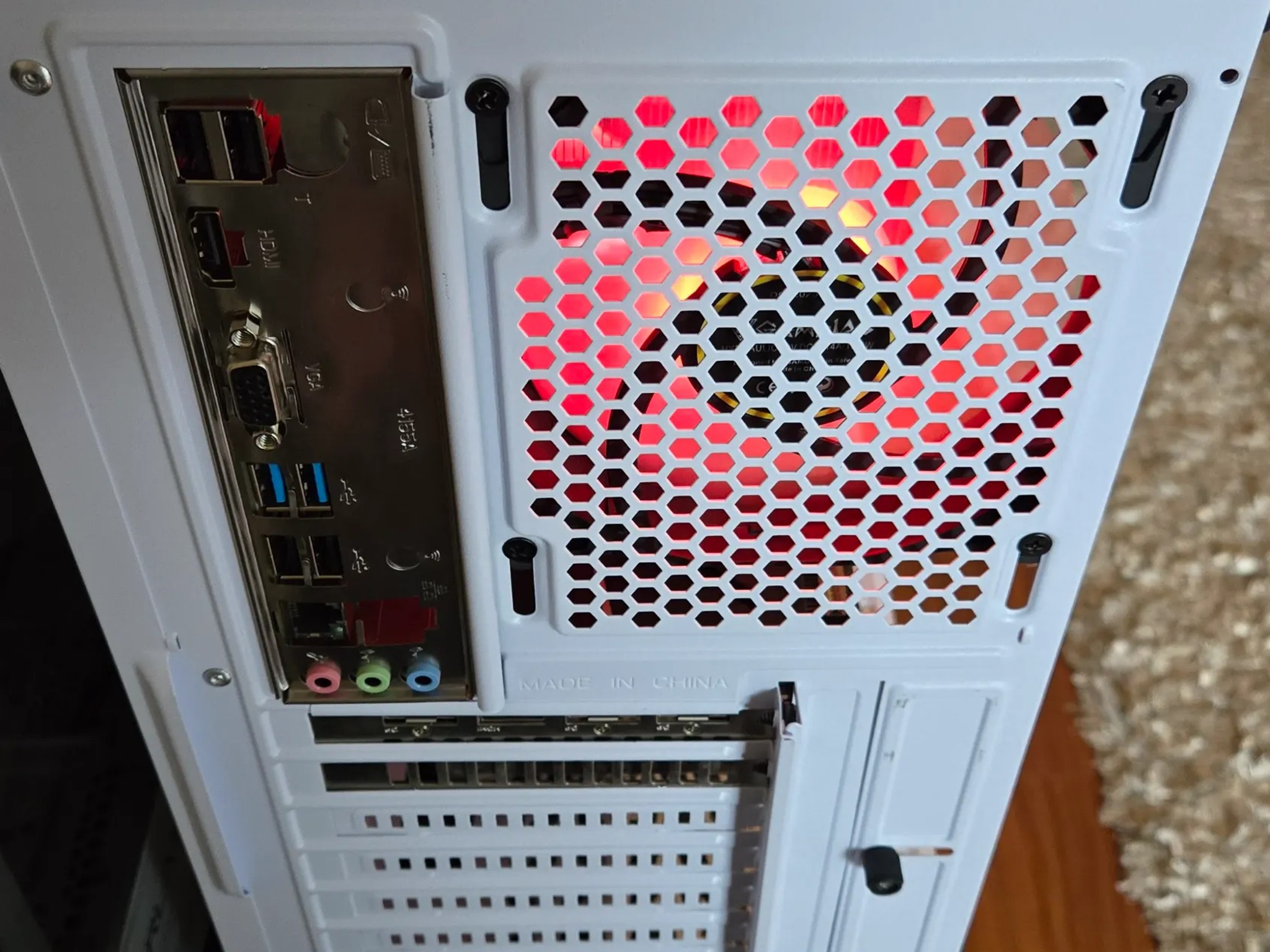 **MOVING SALE** 🎮 ESPORTS PLAYER 🎮 RYZEN 5 3600 / GTX 1080 / 16GB DDR4 / 512GB SSD