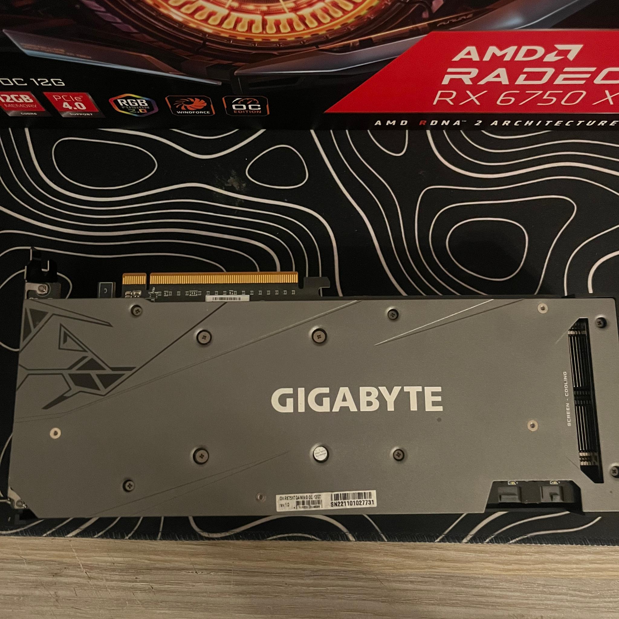GIGABYTE GAMING OC Radeon RX 6750 XT