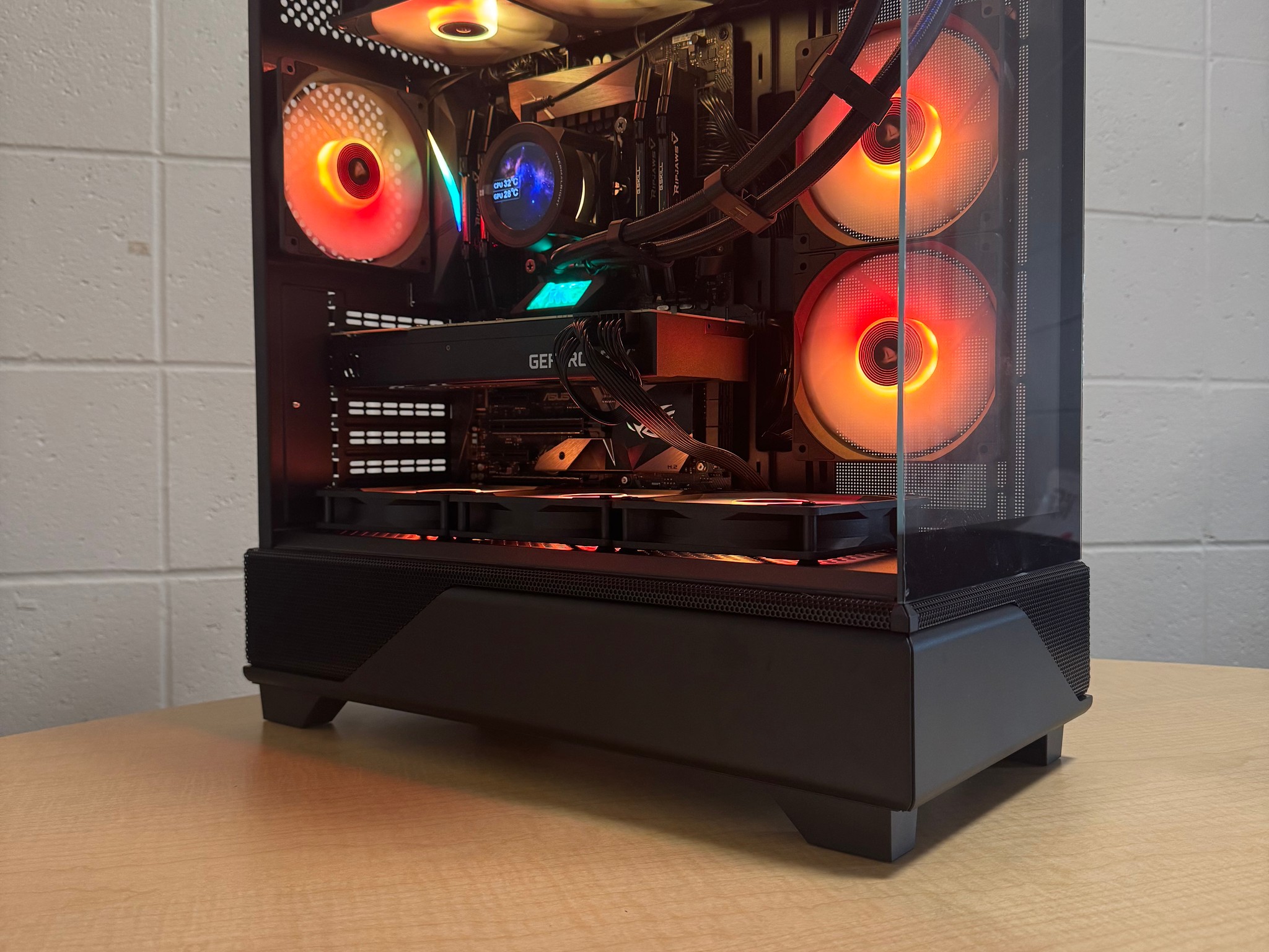1440p Panoramic Gaming PC | RTX 2080 Ti 11GB | i7 8-Core | 32GB RAM | 2TB SSD | LCD Screen