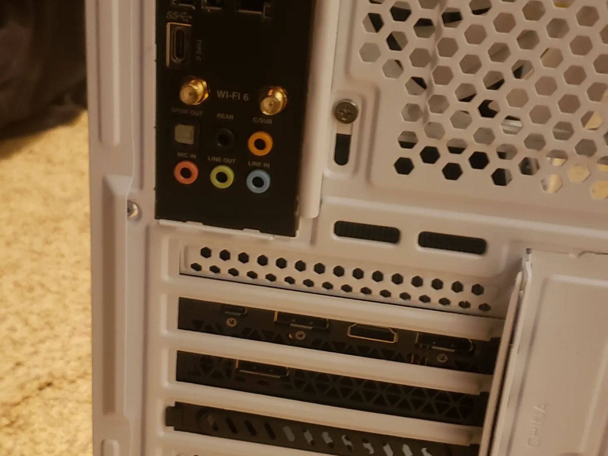 12600k RTX 2080 Windows 11 Pro Mid tier Gaming PC