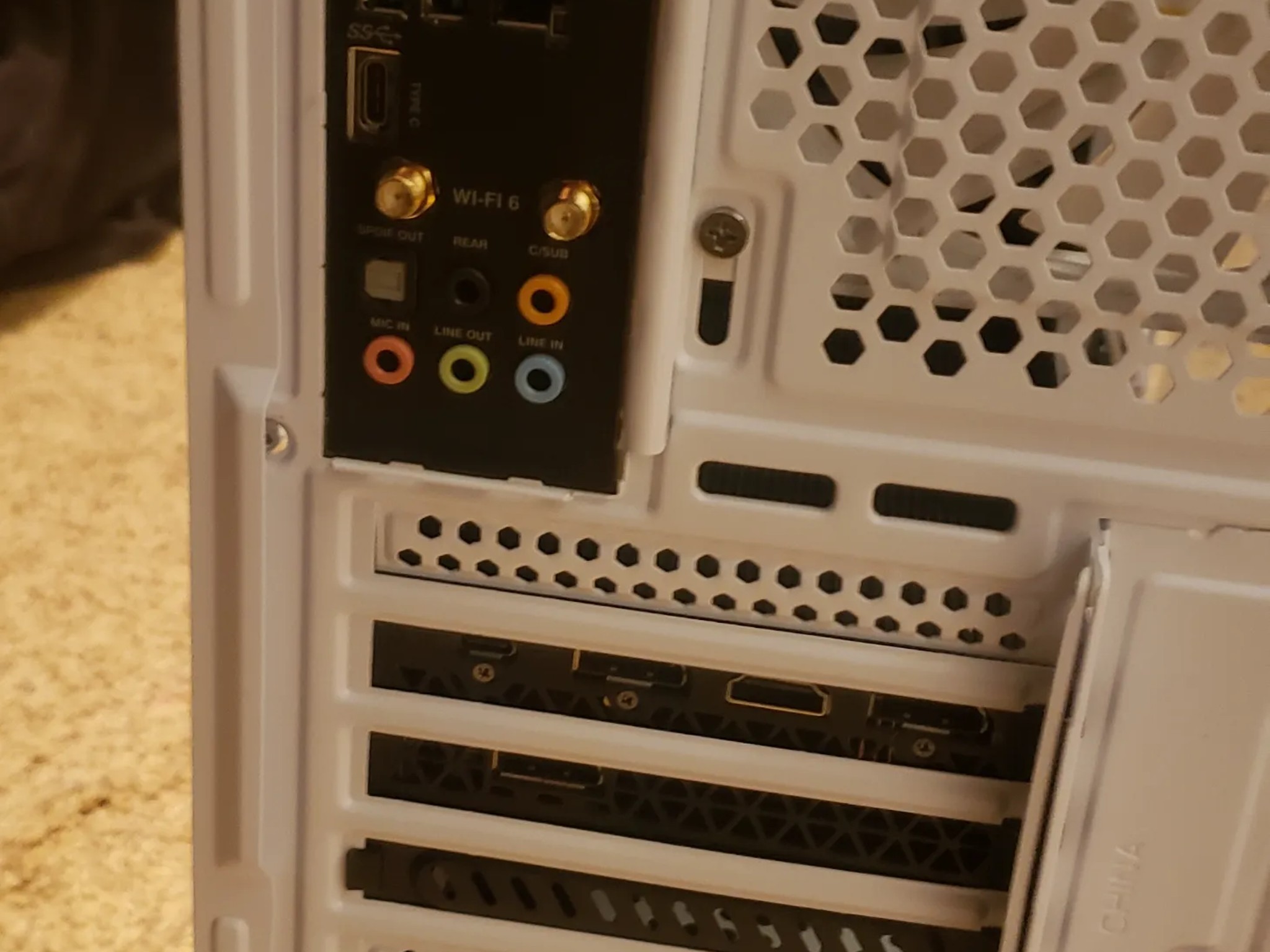 12600k RTX 2080 Windows 11 Pro Mid tier Gaming PC