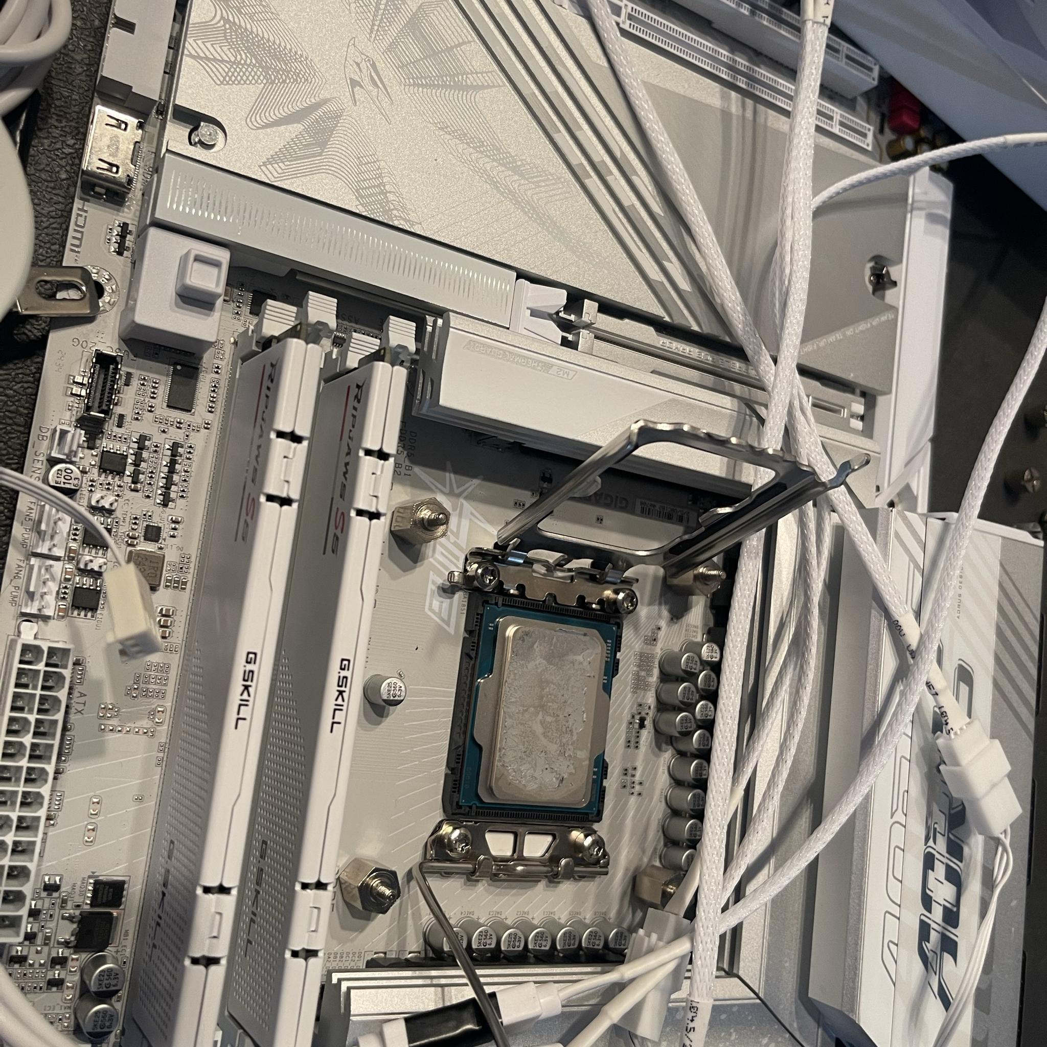 Intel Core Ultra 9 285K super bundle