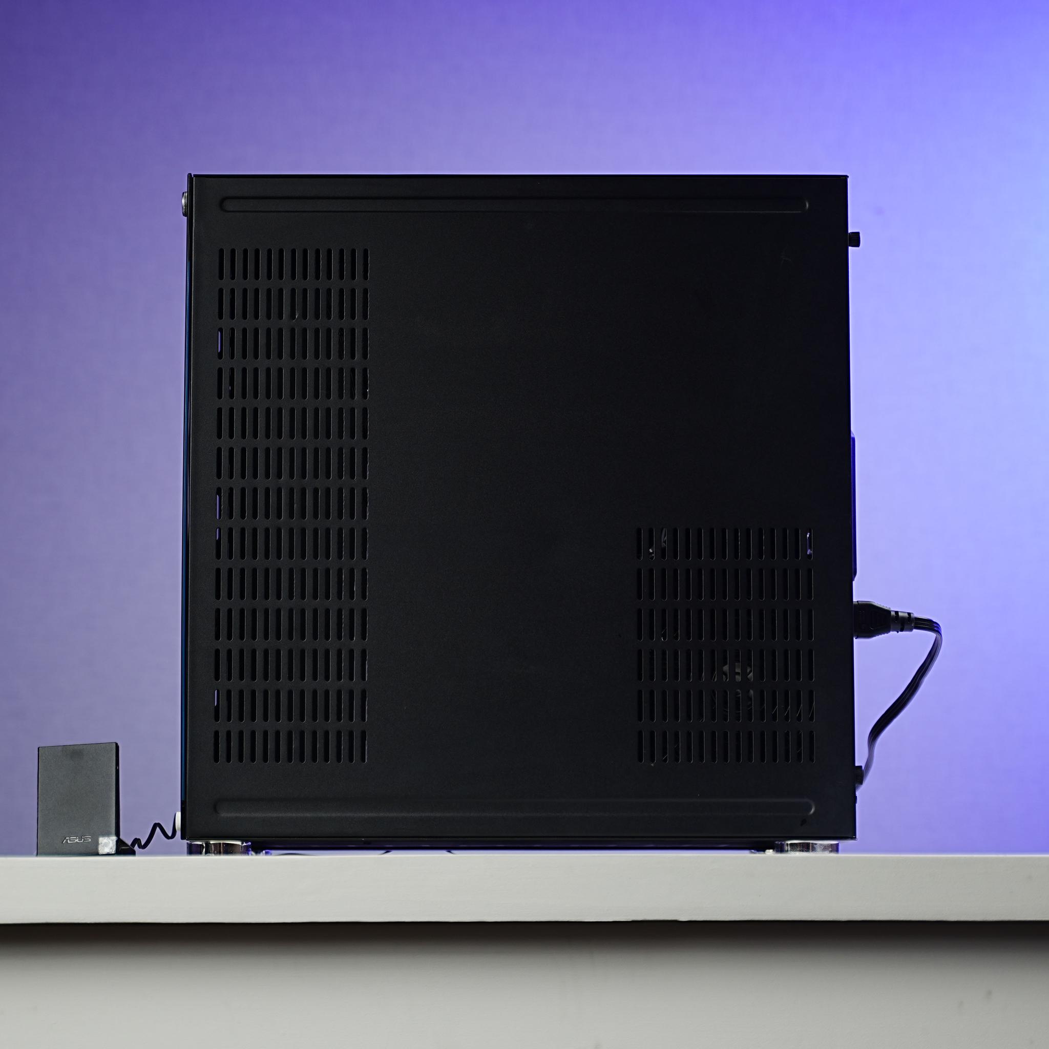 \ DF-02 / RTX 3060 Ti Ryzen 5 3500 16GB .5TB Windows 11 Gaming PC Powerhouse