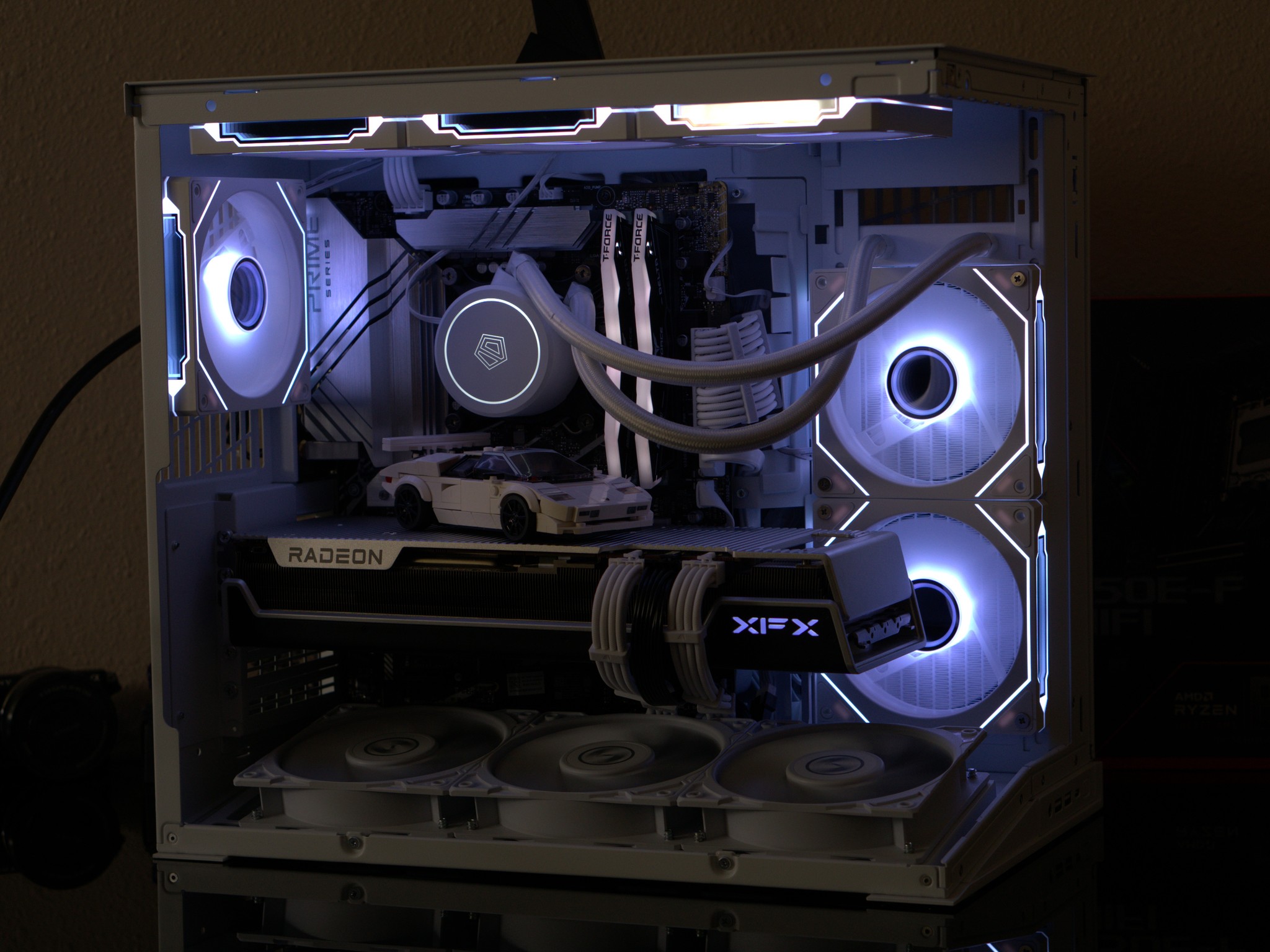 4K gaming PC| Rx 7900xtx| I7 13700k| 32gb DDR5
