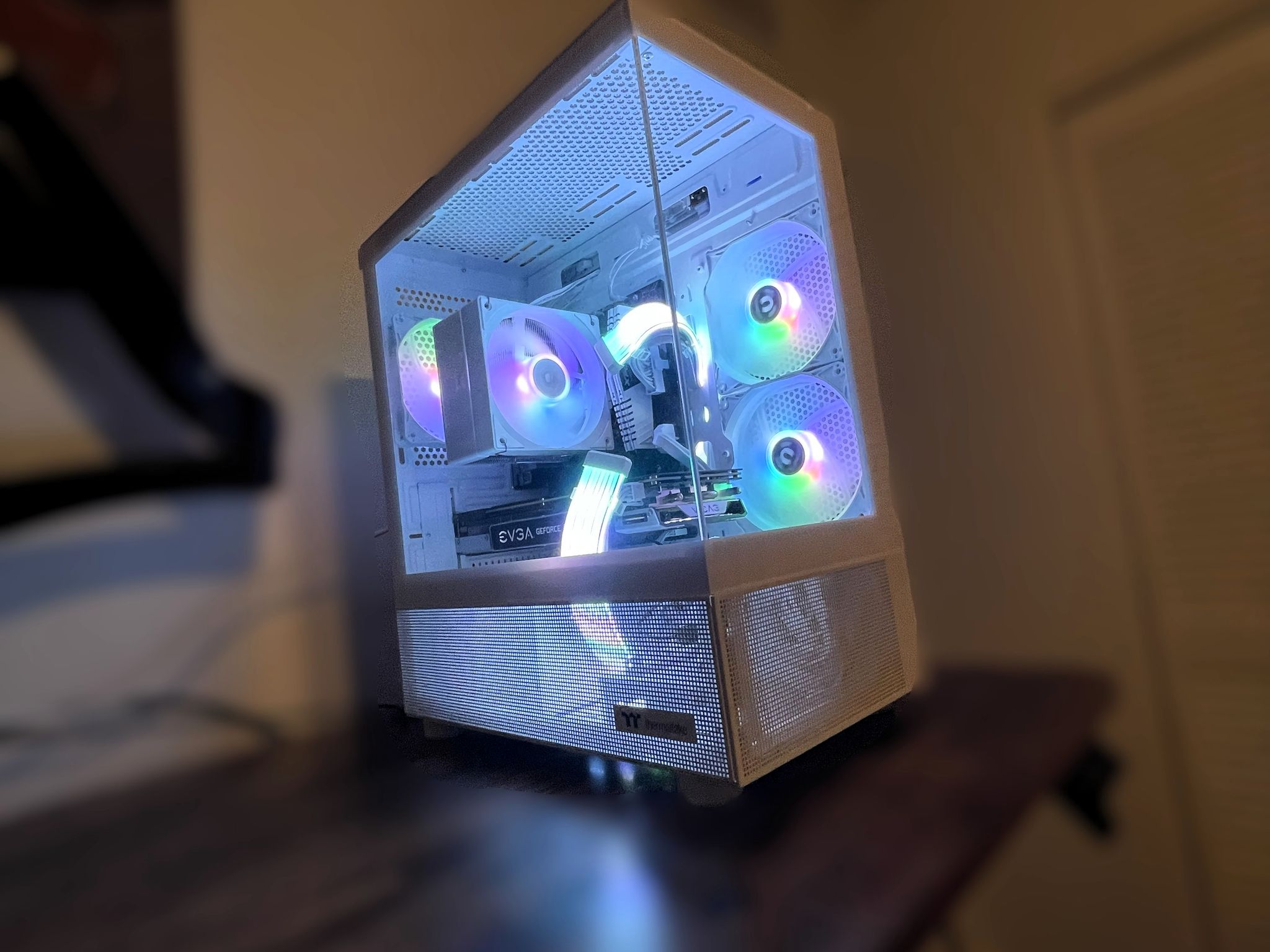 🔥 White RGB Gaming PC | Ryzen 5 5500 | GTX 1070 FTW 8GB | 16GB RAM | Dual SSD