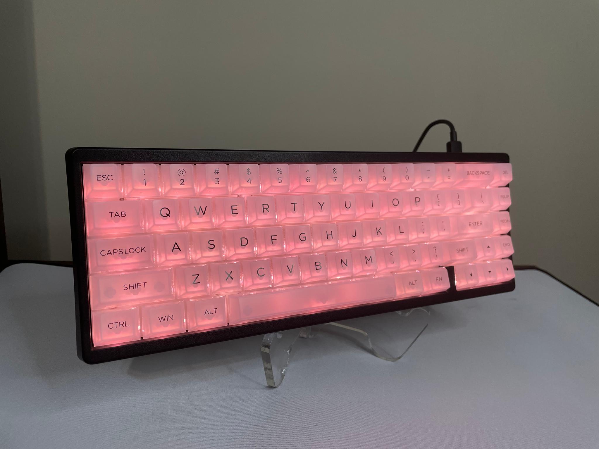 M67 Mechanical Gaming Keyboard - Clear Keycaps with Thocky Switches