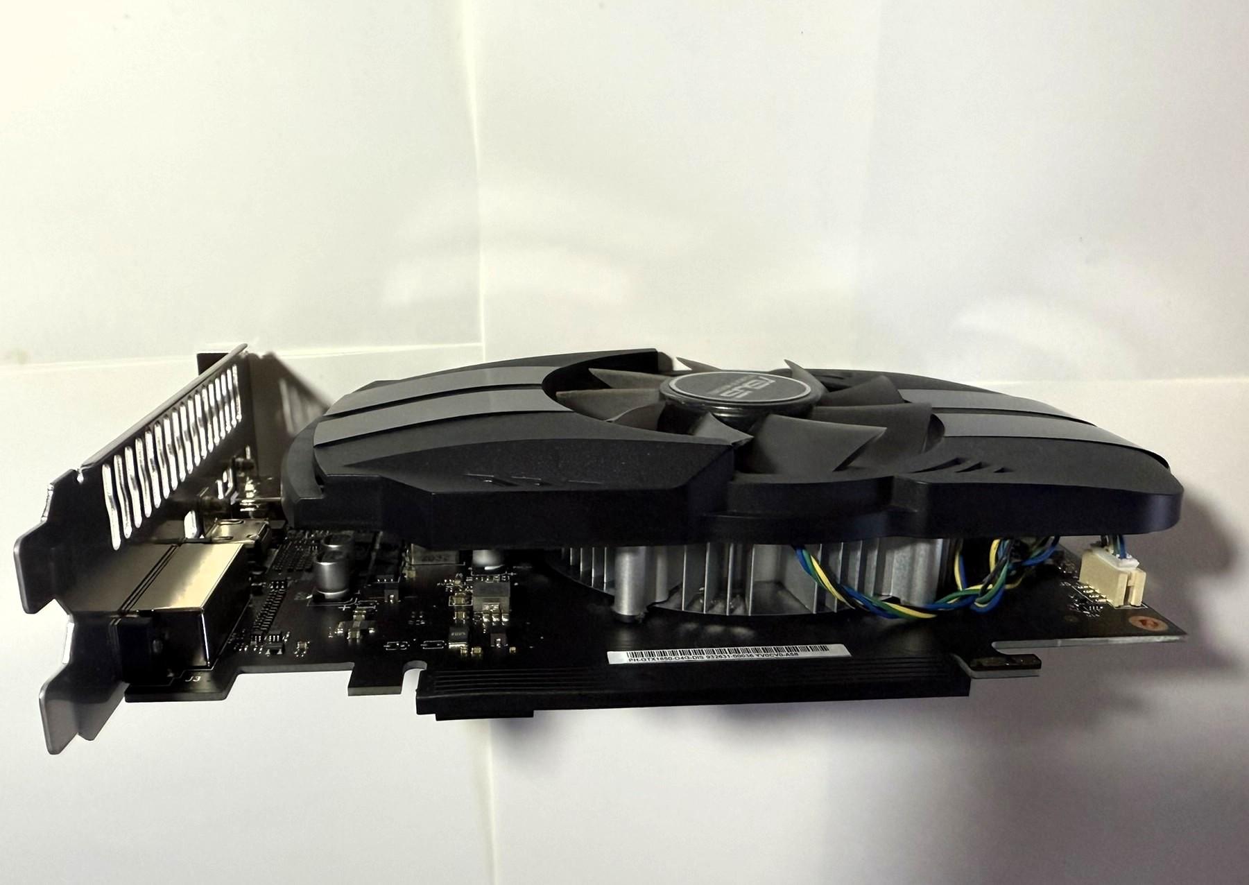 Great shape! ASUS Phoenix GTX 1650 4GB OC Edition
