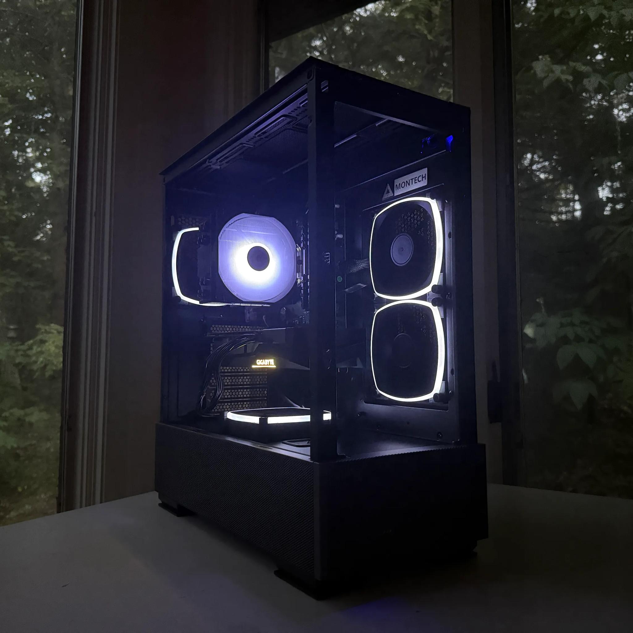 RX 6600XT / Ryzen 5 3600 | WIFI | 1TB HDD + SSD | 16GB Ram | Windows 11 Activated