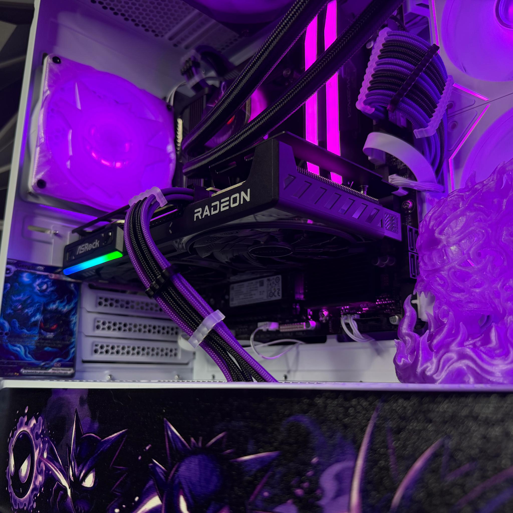 👻💜 GENG GANG 96 💜👻Ryzen 5 9600X| RX 9060XT 16GB| 32 GB DDR5| 1.25 TB NVMe| 650W PSU