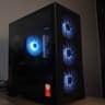 🖤STEALTH🖤 1440/1080p NEW GEN GAMING MACHINE 💚RTX 5060 🧡 Ryzen 5 3600 | 32GB | 1TB | WIFI