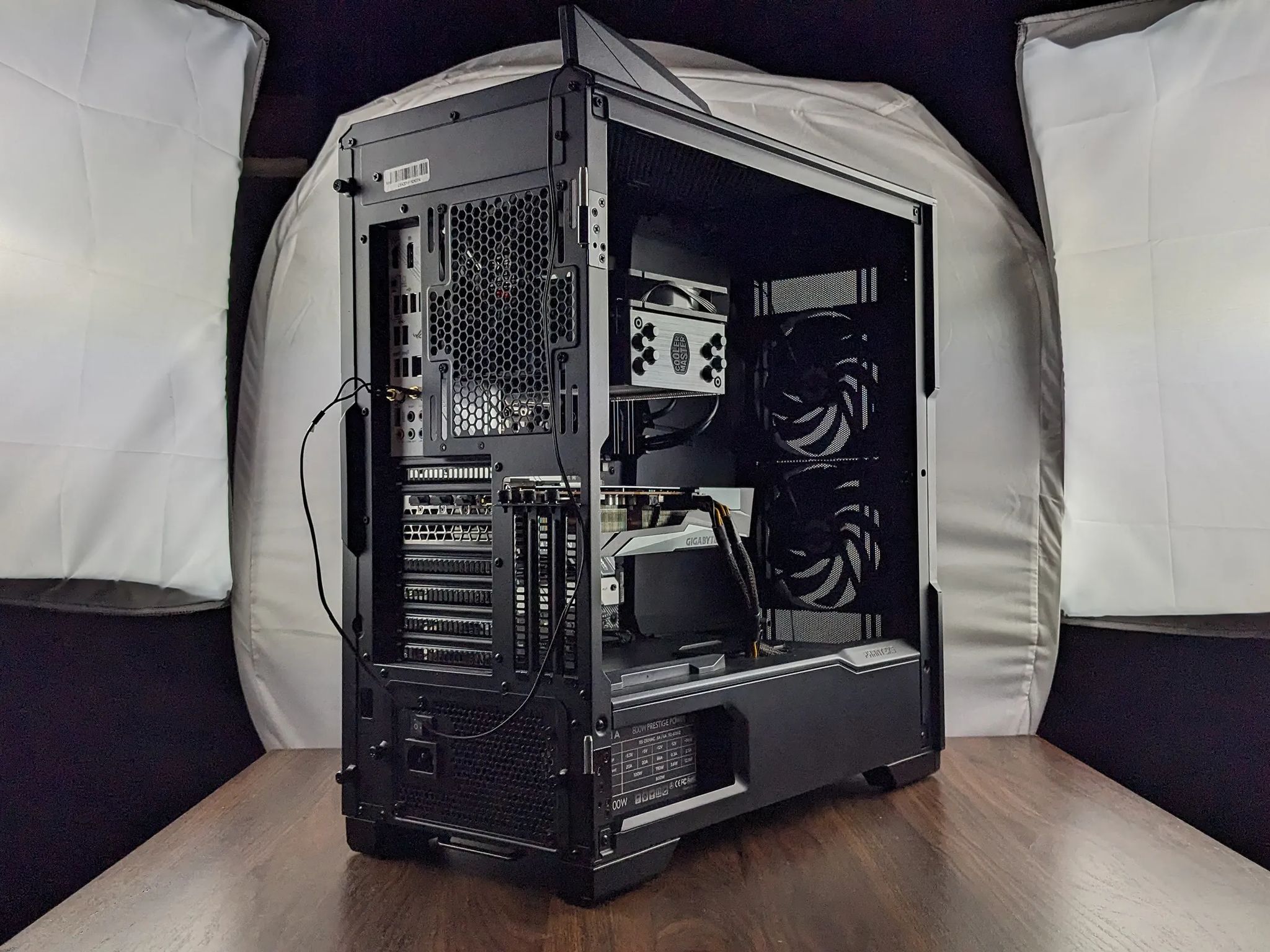 GamerSxin Custom 6600 XT 11600K 16GB 3200mhz 1TB NVMe