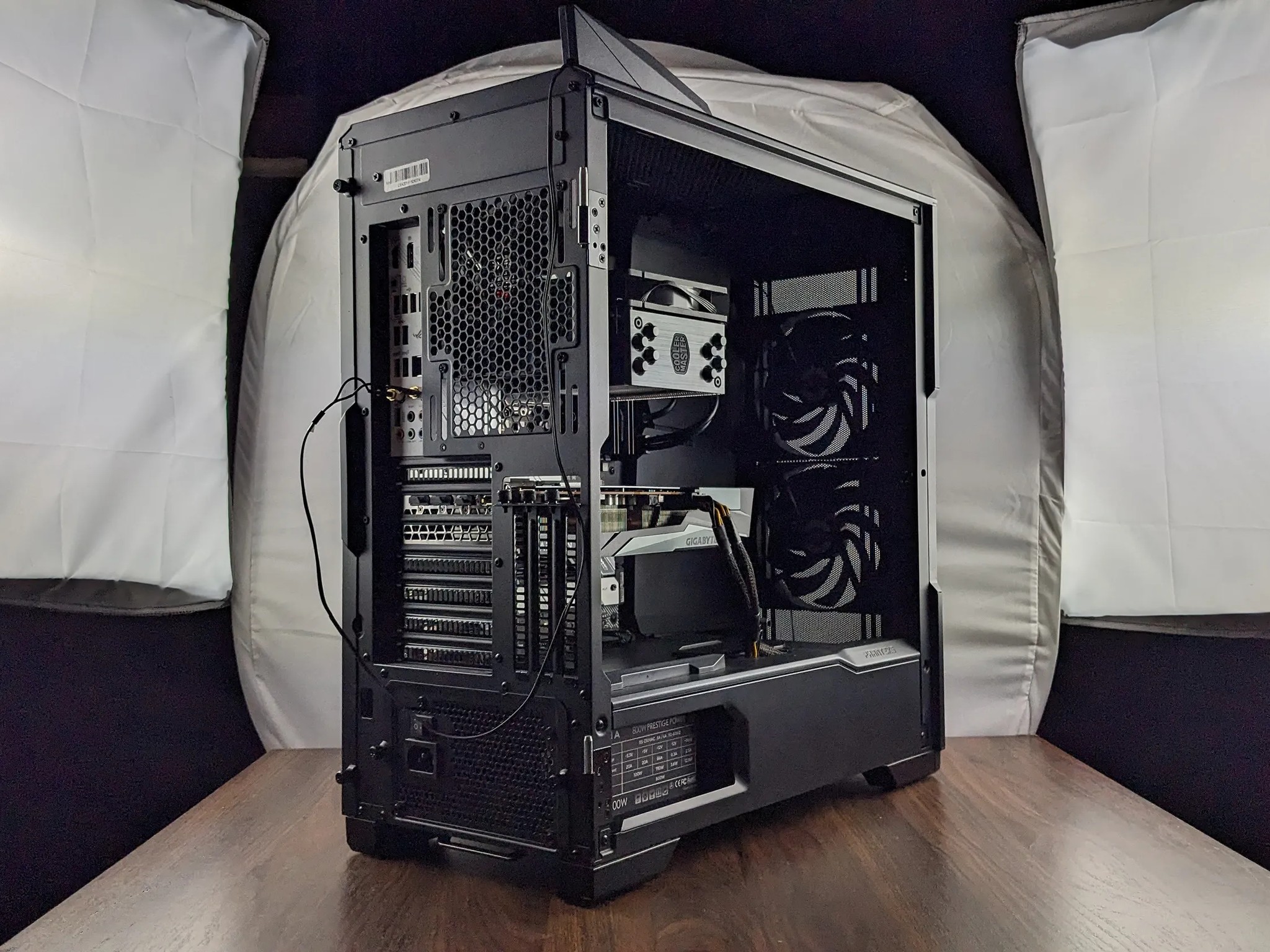 GamerSxin Custom 6600 XT 11600K 16GB 3200mhz 1TB NVMe