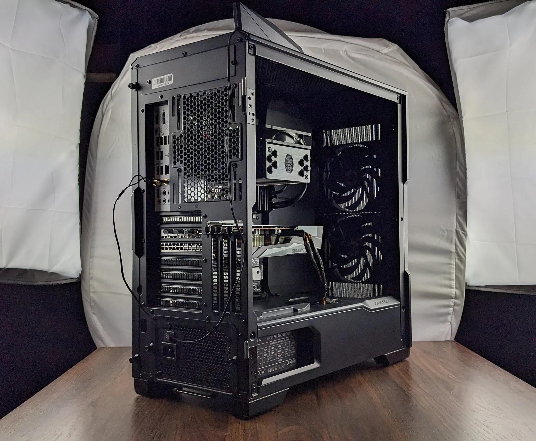 GamerSxin Custom 6600 XT 11600K 16GB 3200mhz 1TB NVMe