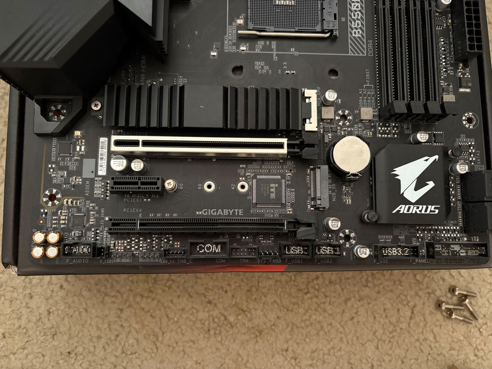 Gigabyte B550M Aorus Pro-P (READ DESCRIPTION)