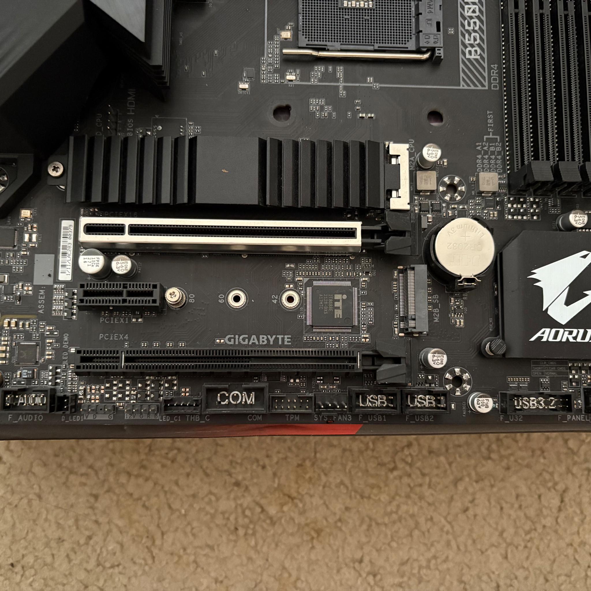 Gigabyte B550M Aorus Pro-P (READ DESCRIPTION)