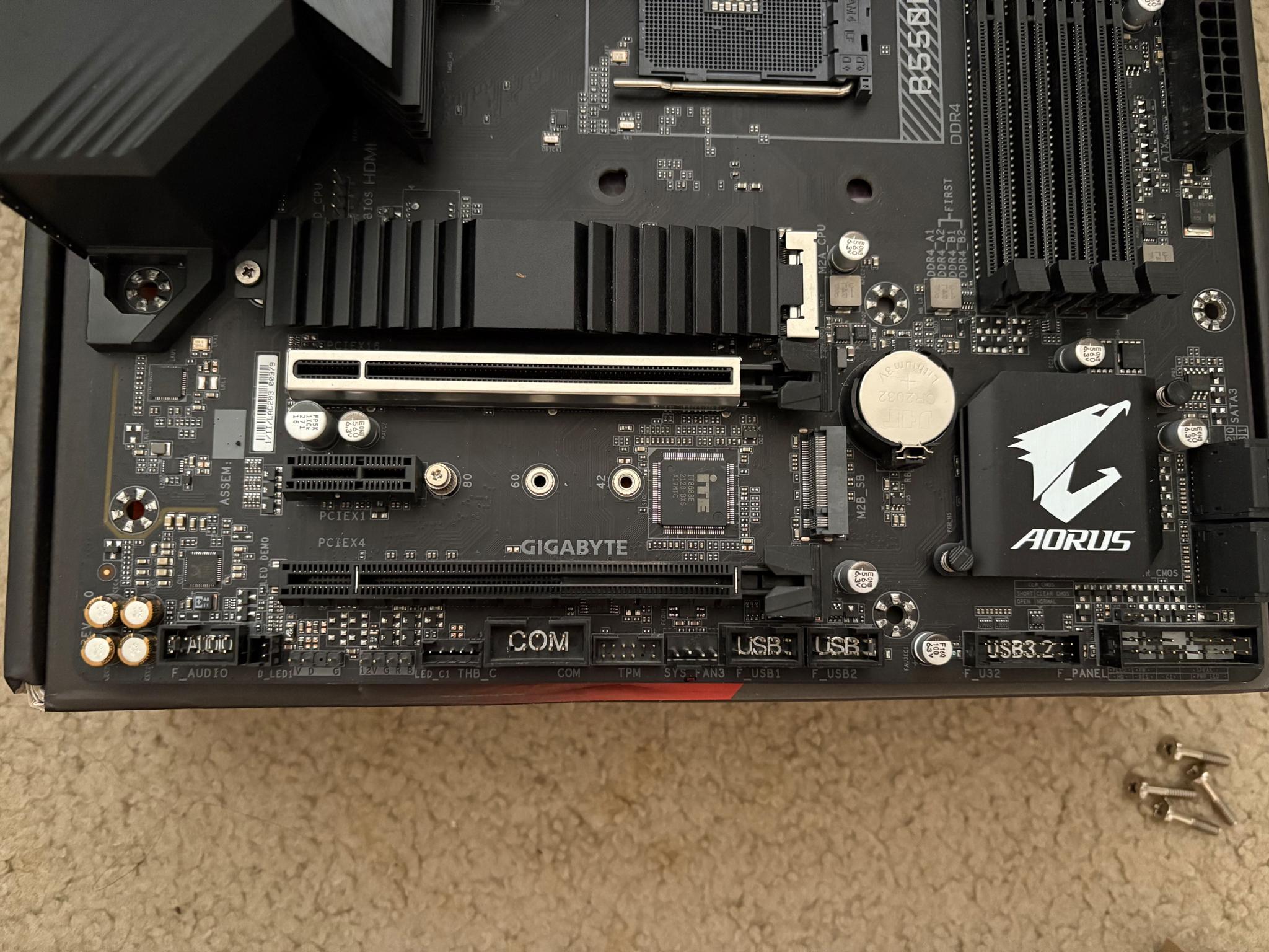 Gigabyte B550M Aorus Pro-P (READ DESCRIPTION)