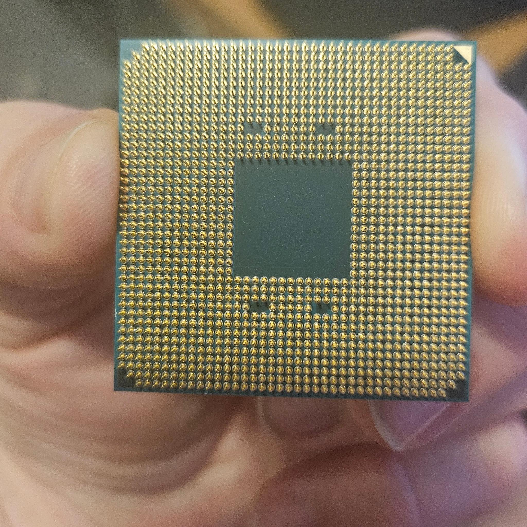 AMD Ryzen 5 1400