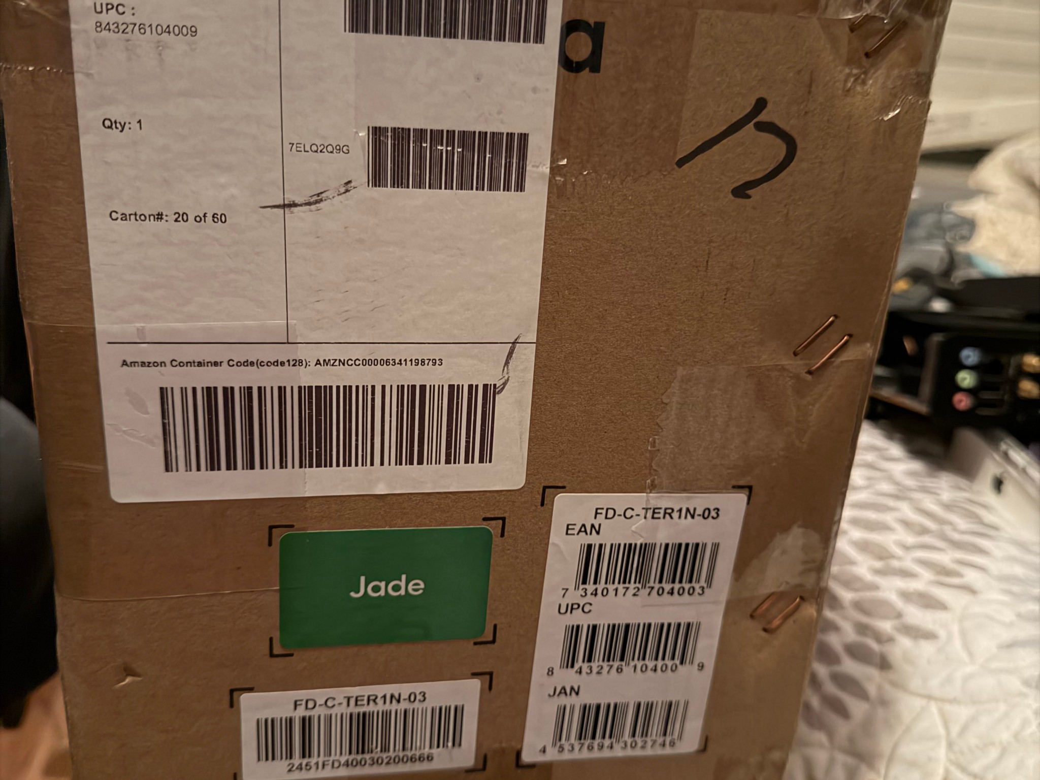 Fractal Design Terra Green 7800X3D, 32GB RAM, 512GB SSD, 7700XT, Win11 Pro Genuine copy!
