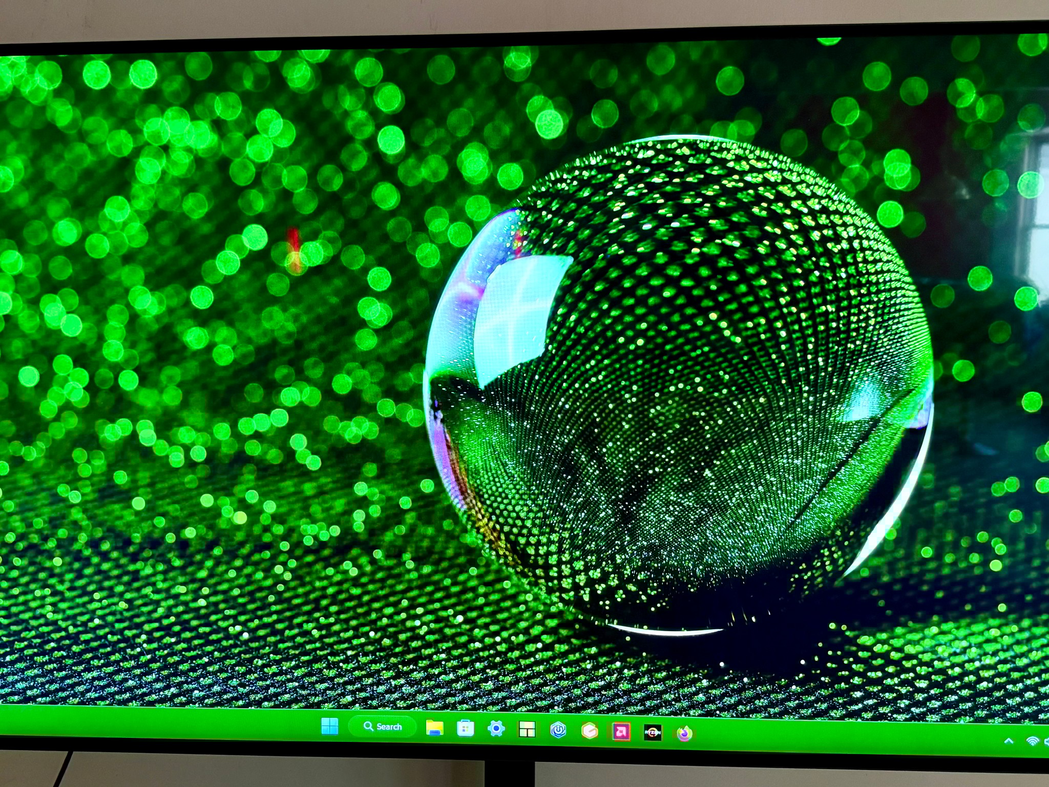 New White & Black Gaming PC | Ryzen 5 7600X | RX 9060 XT | 32GB DDR5 | PCIe 5.0 | 360MM AIO