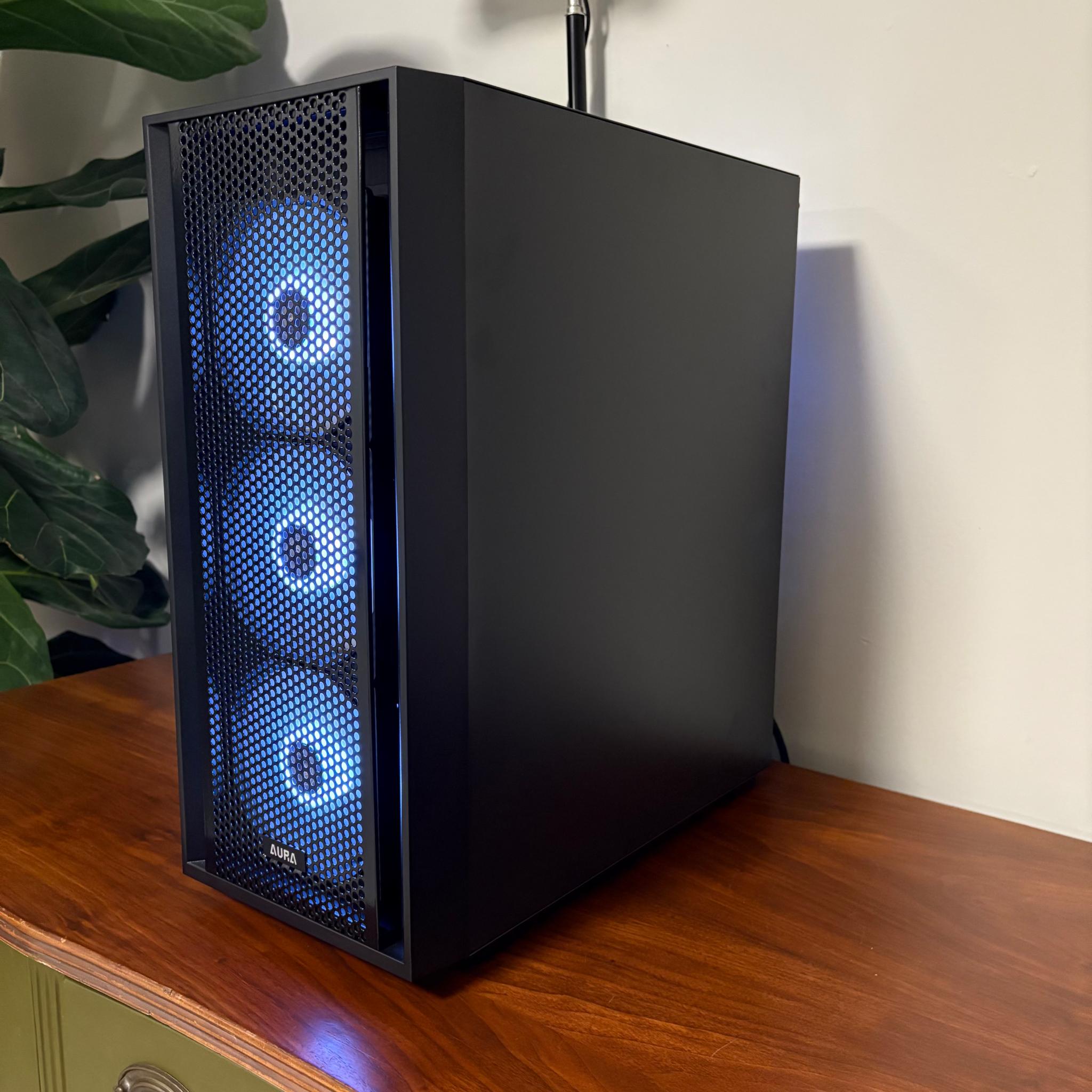 RTX 3070 | Ryzen 9 5900X | 32GB DDR4 | 1TB SSD | 700W PSU | 4 x Fans
