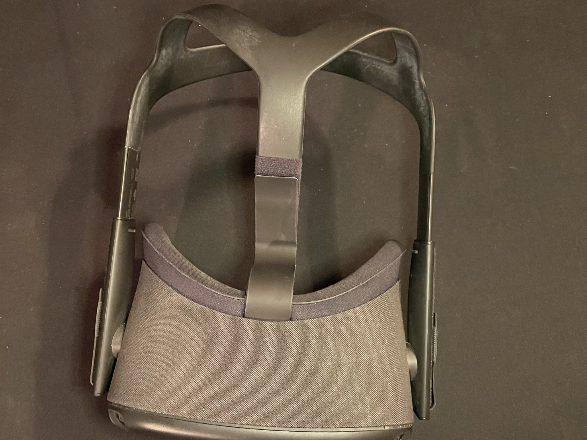 Meta Oculus Quest With Games And Accessories.