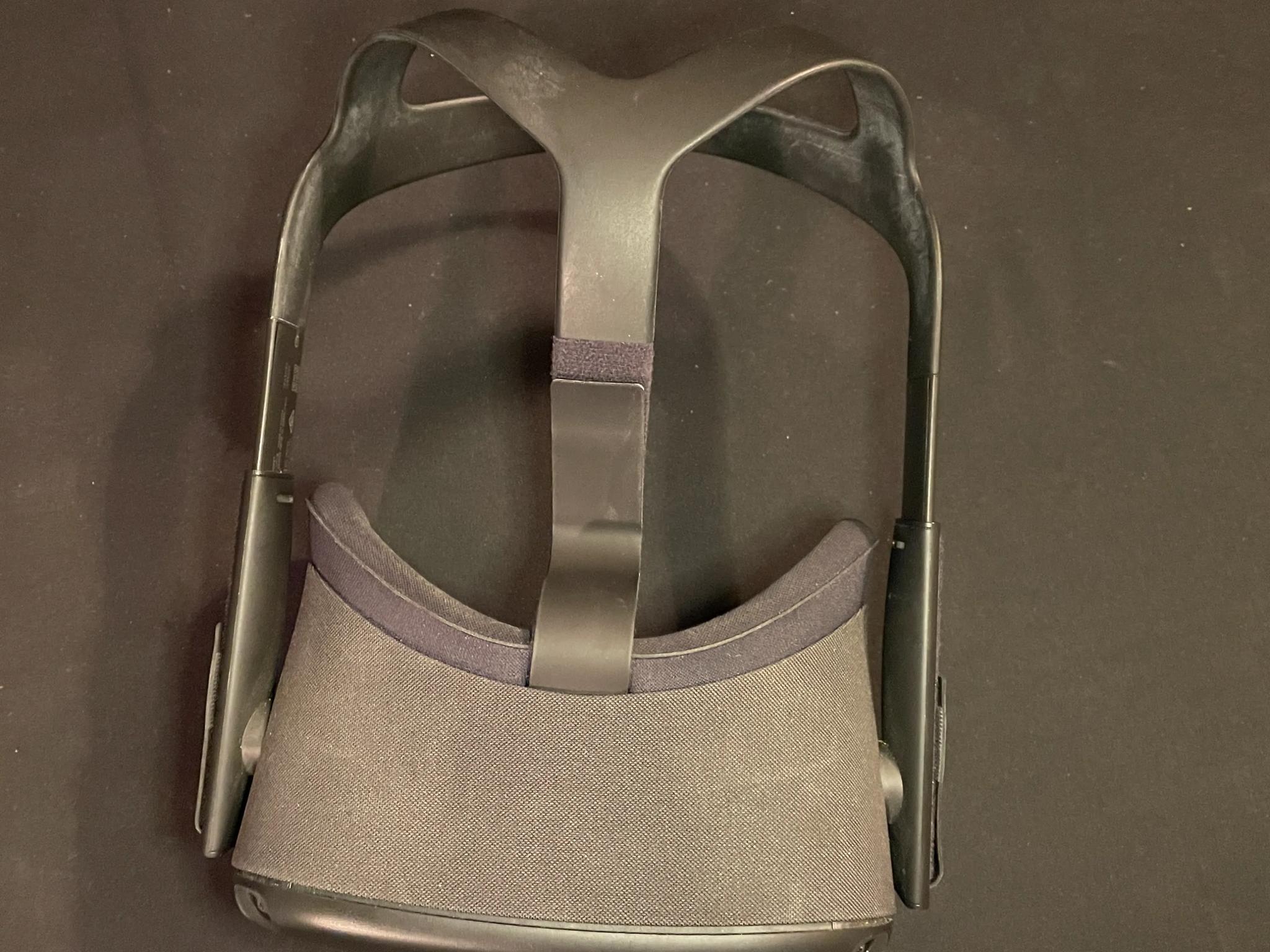 Meta Oculus Quest With Games And Accessories.